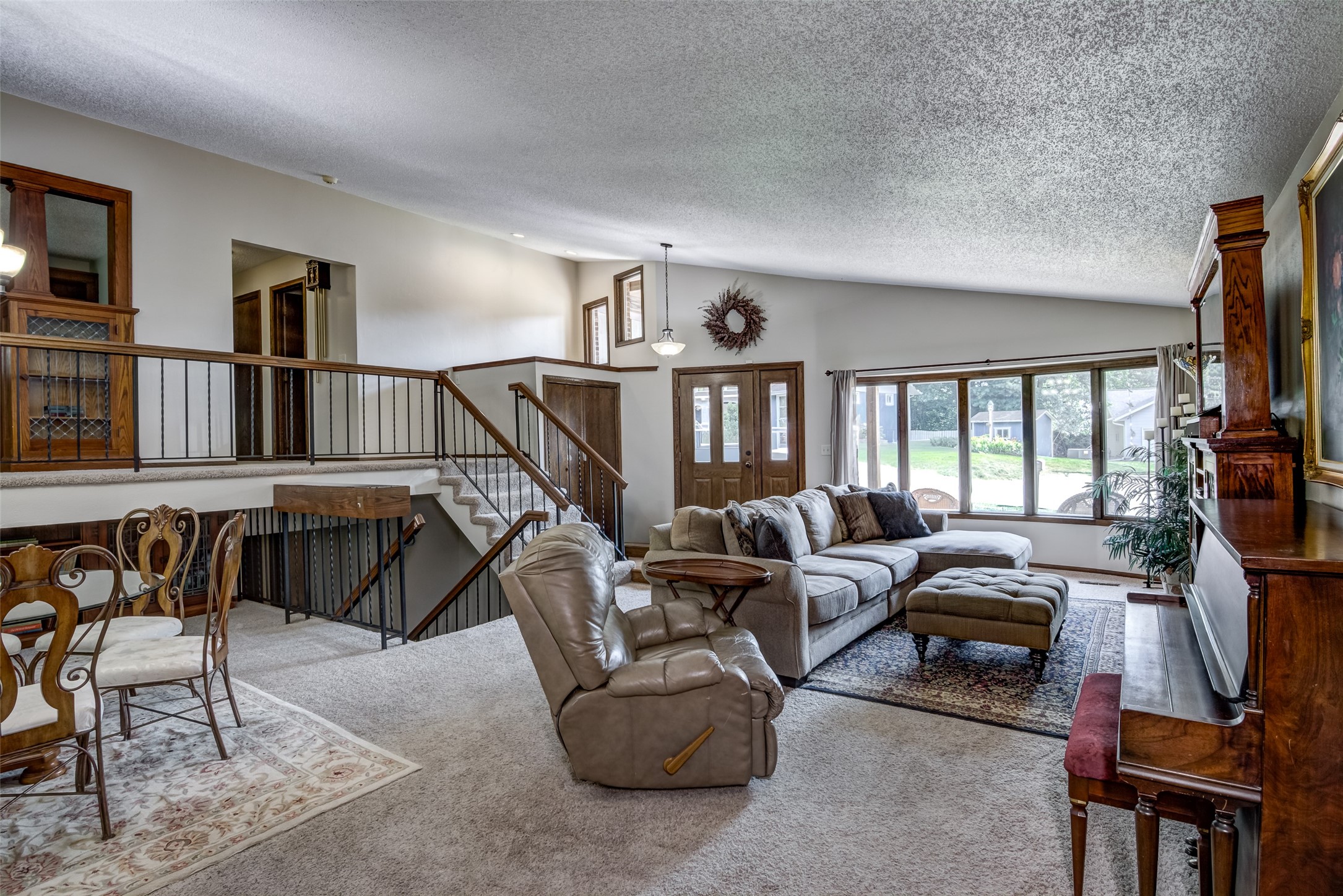 608 Manor Court Property Photo 17
