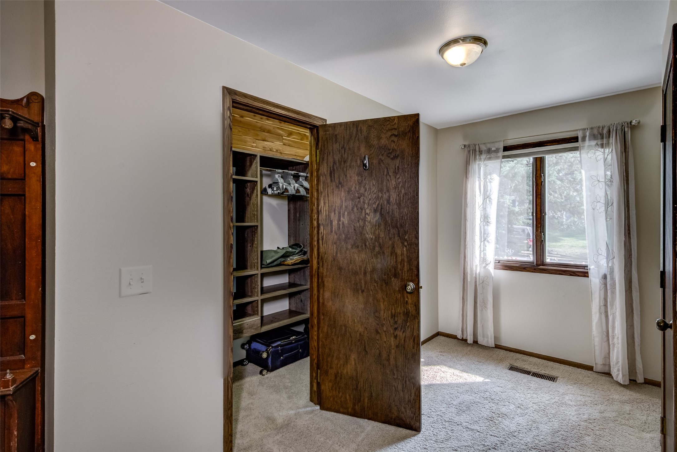 608 Manor Court Property Photo 24