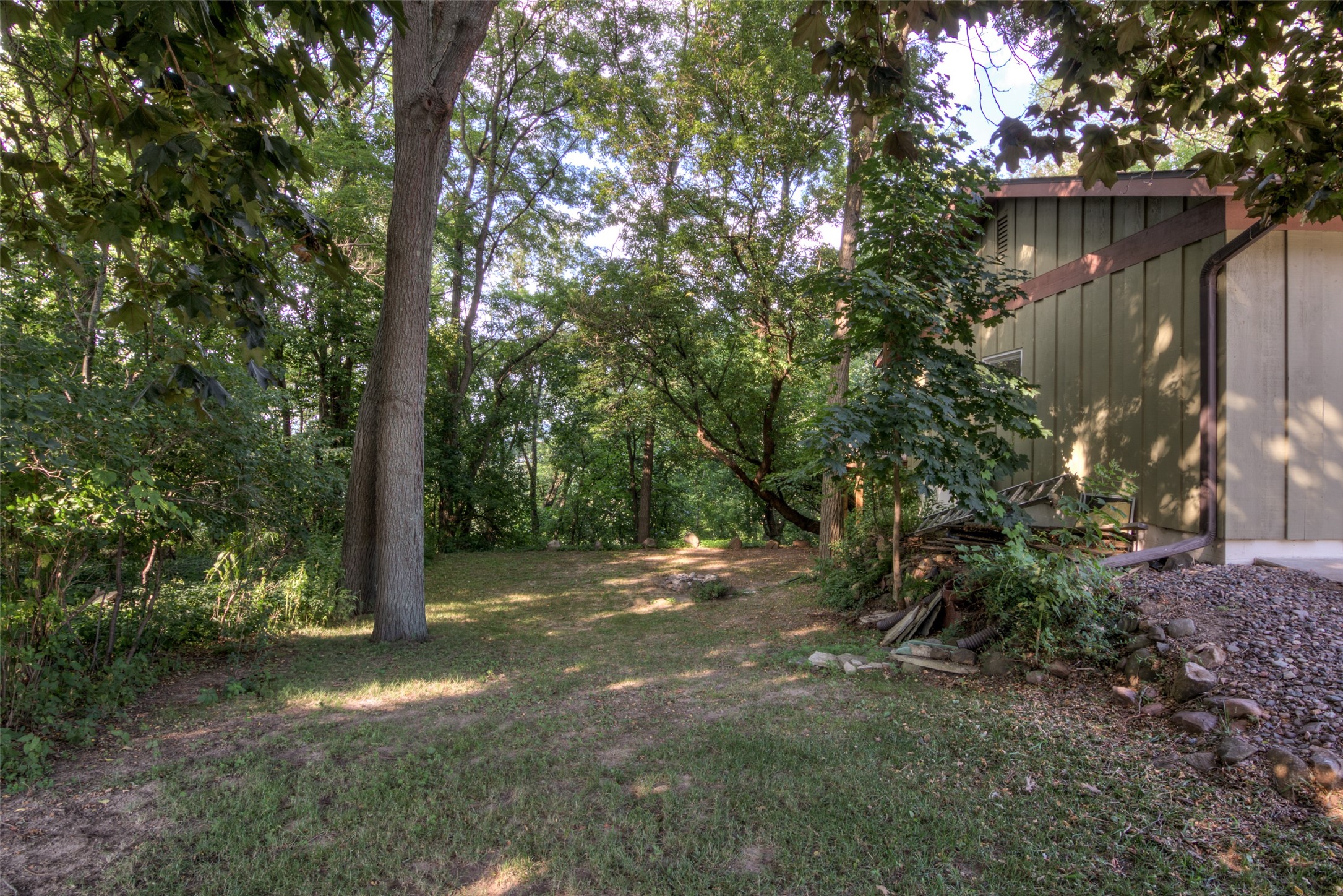 608 Manor Court Property Photo 31