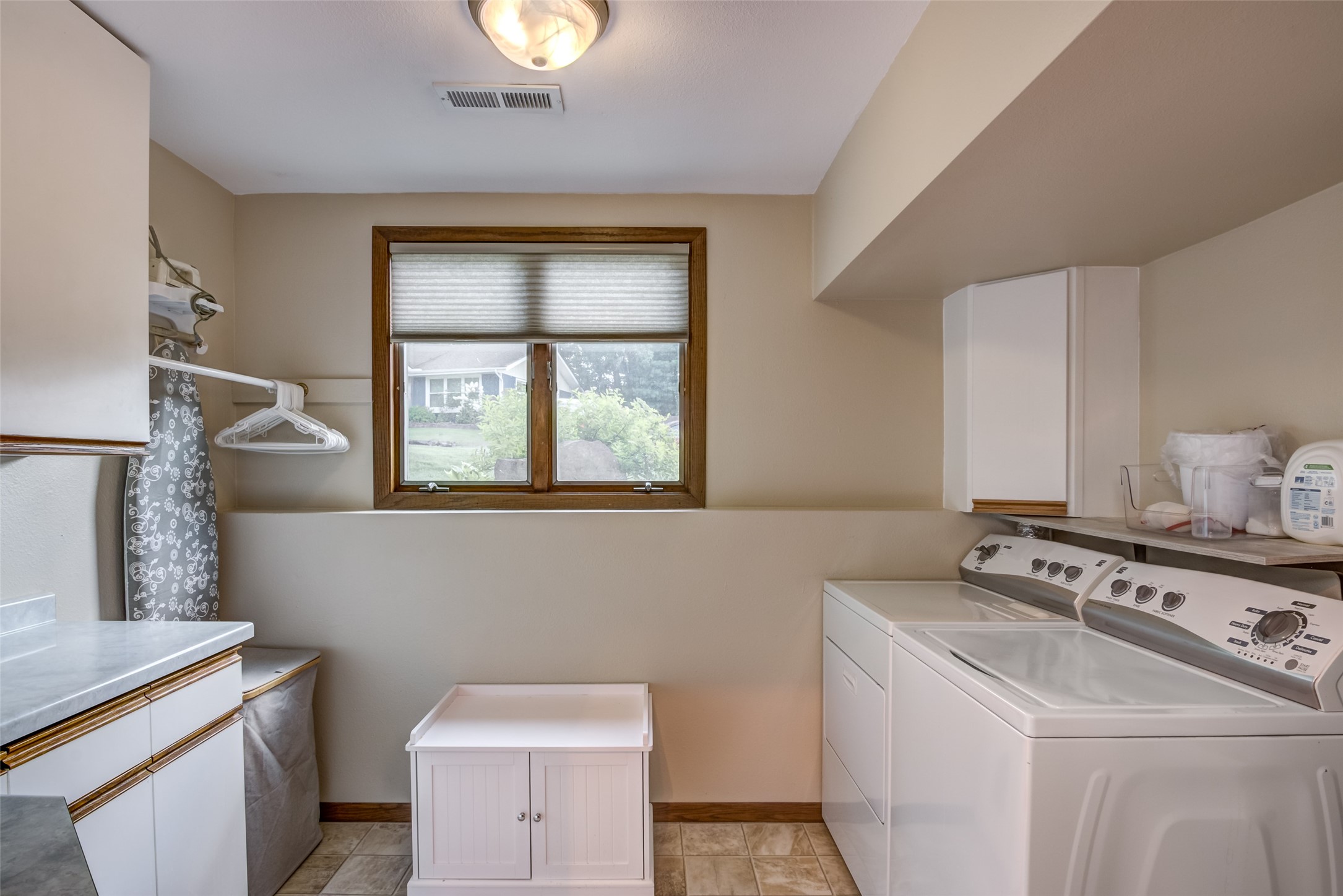 608 Manor Court Property Photo 43