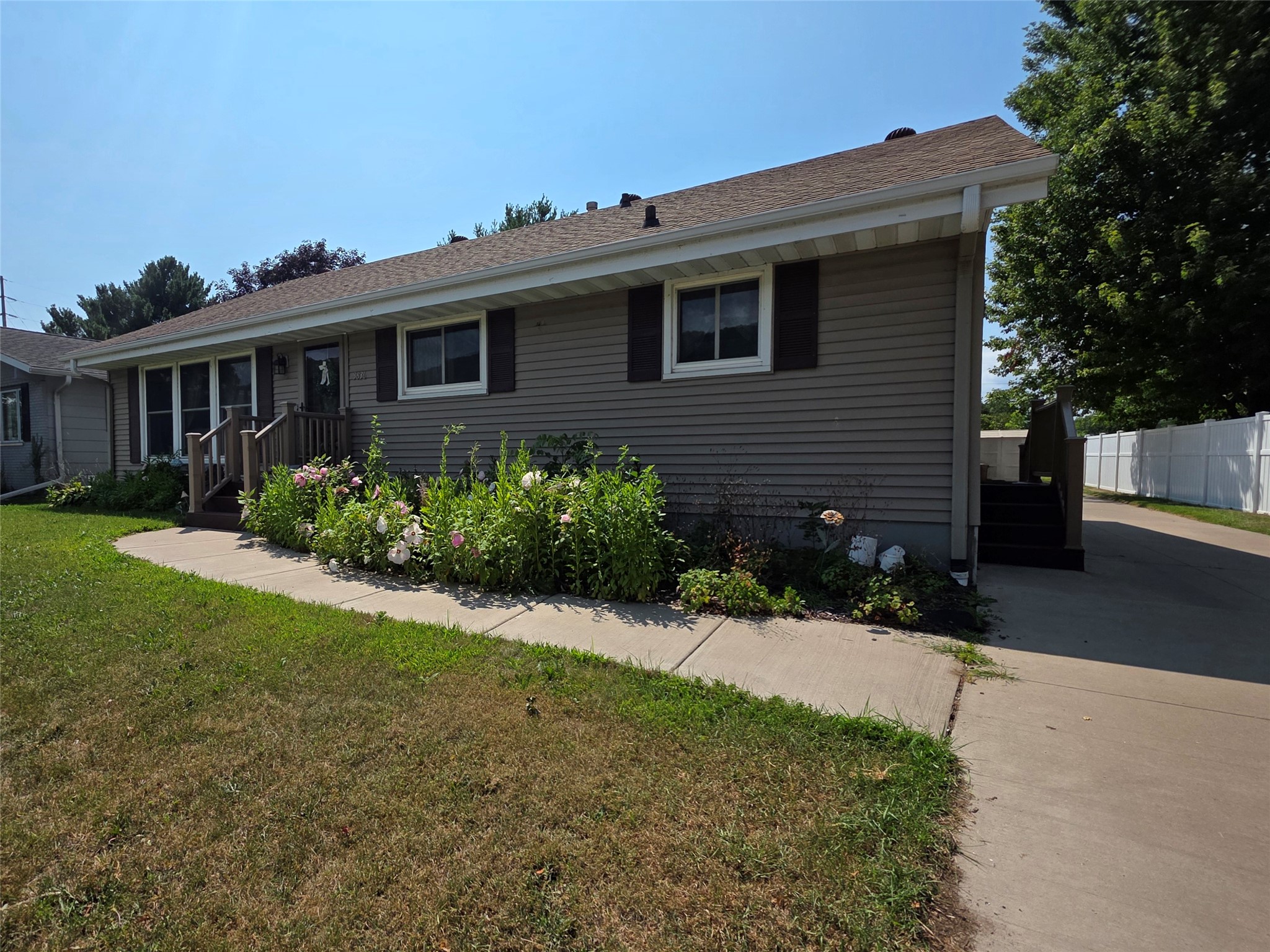 3836 33rd Street S Property Photo 2