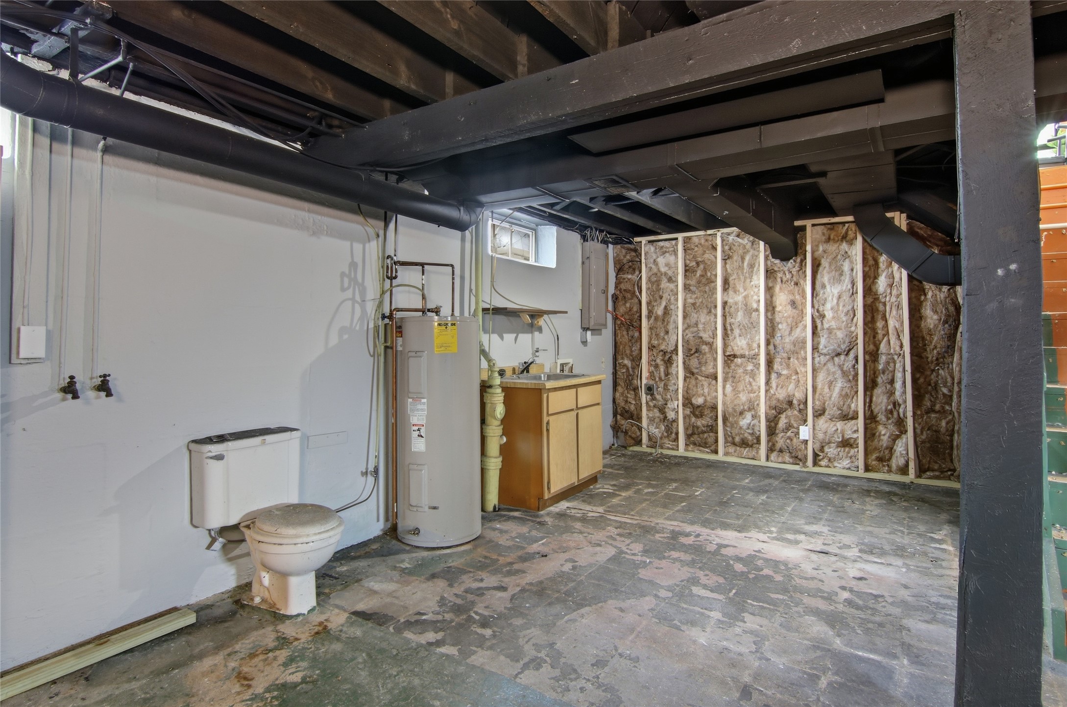 124 S Victory Street Property Photo 32