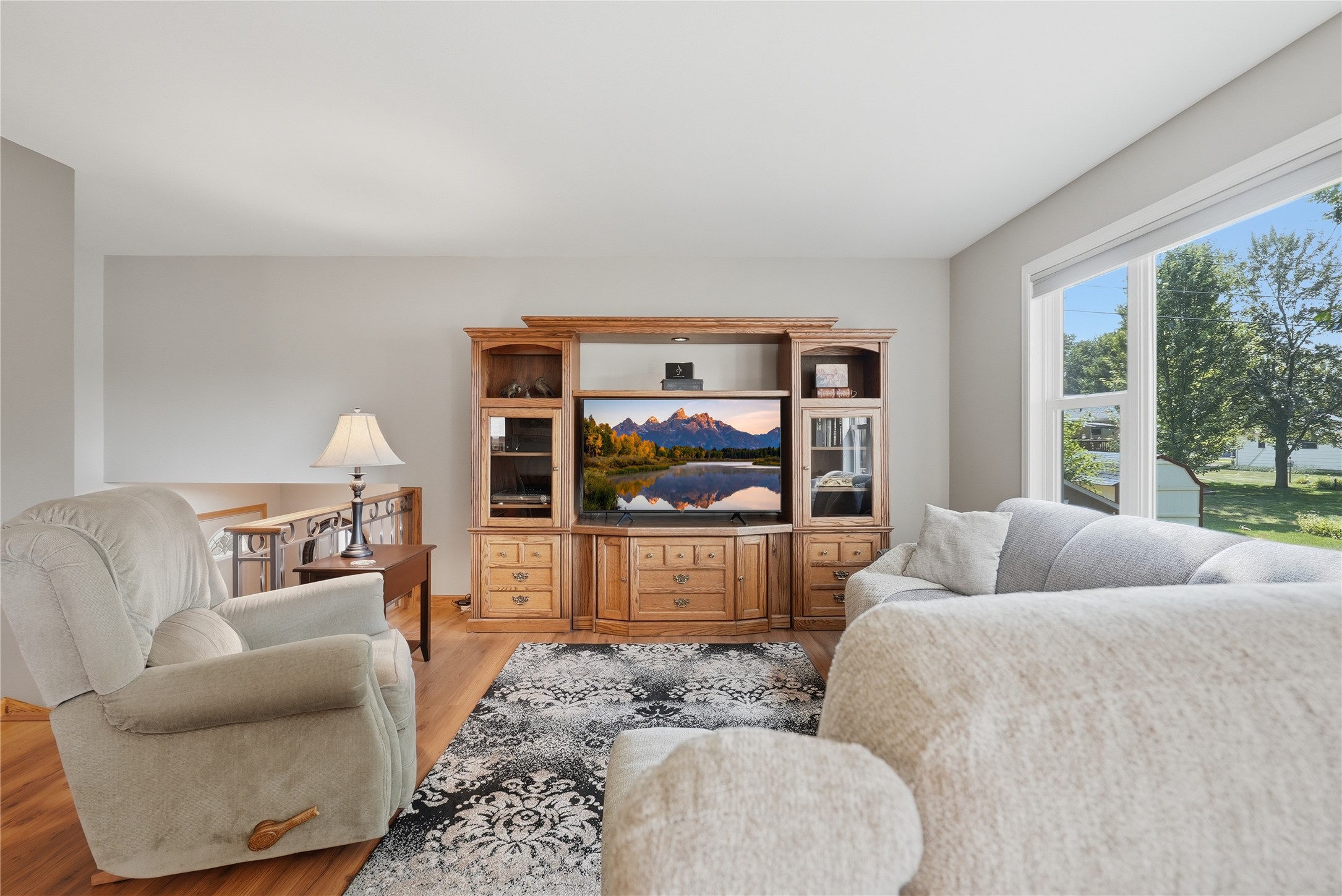 1105 Barry Avenue Property Photo 3