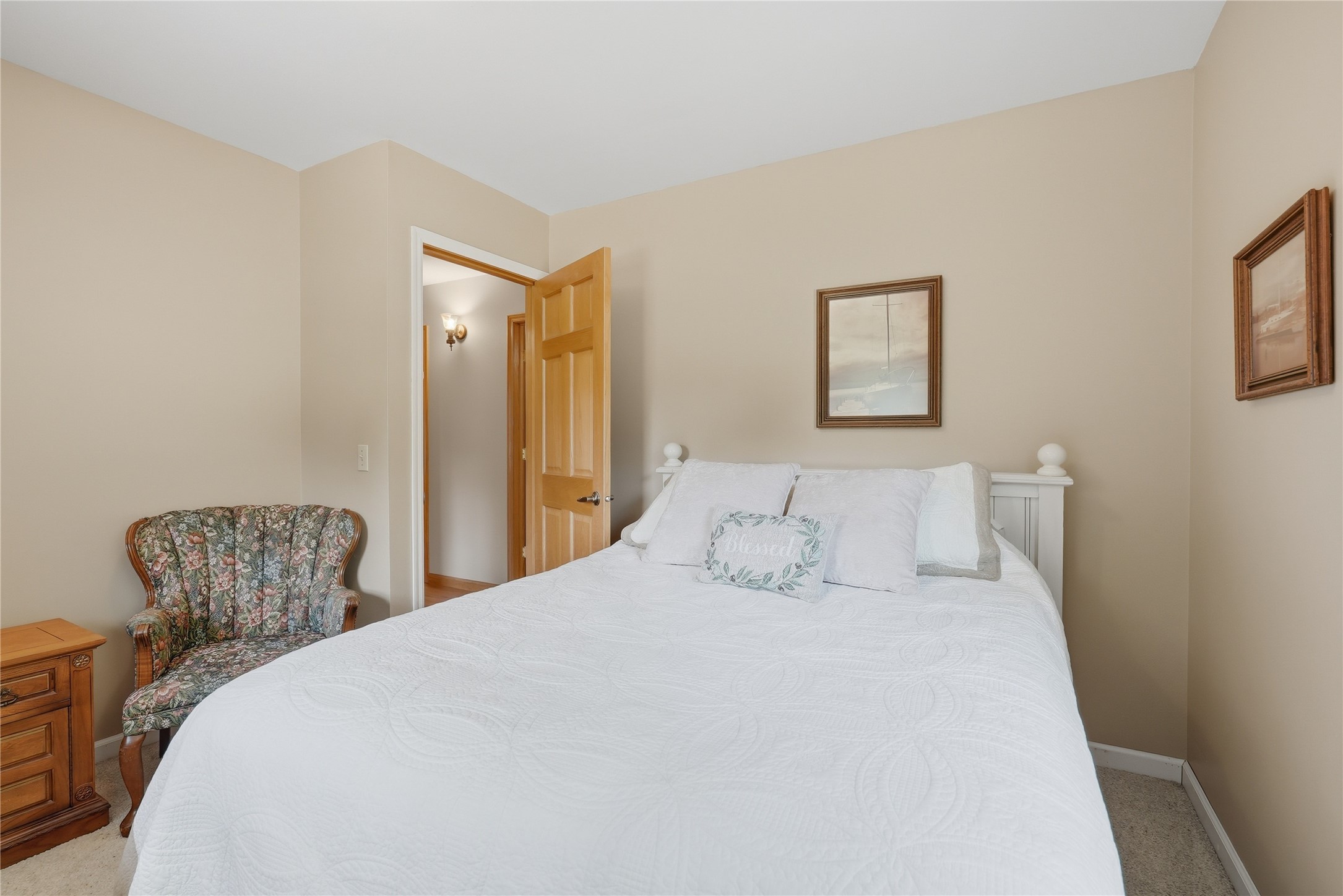 1105 Barry Avenue Property Photo 13