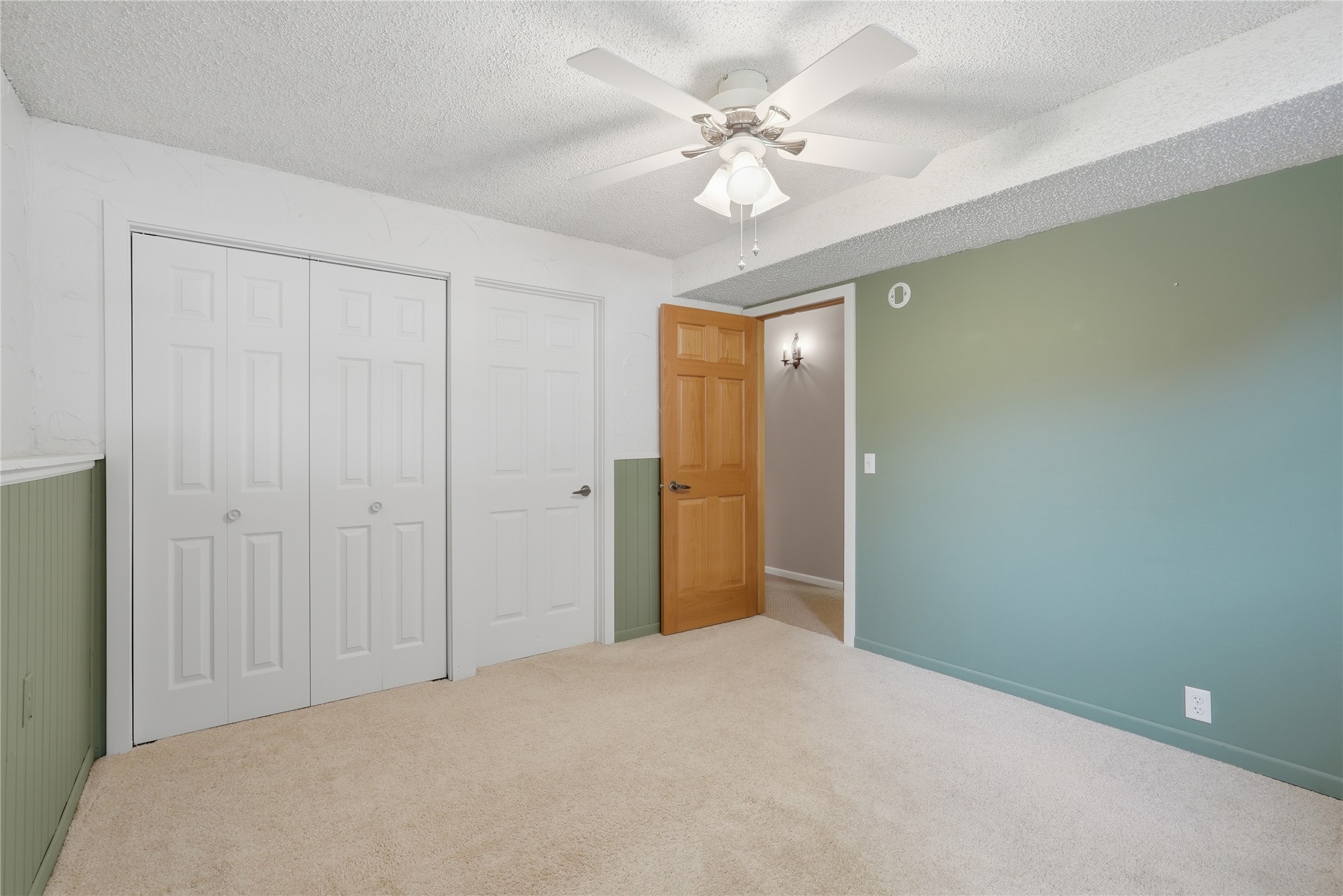 1105 Barry Avenue Property Photo 21