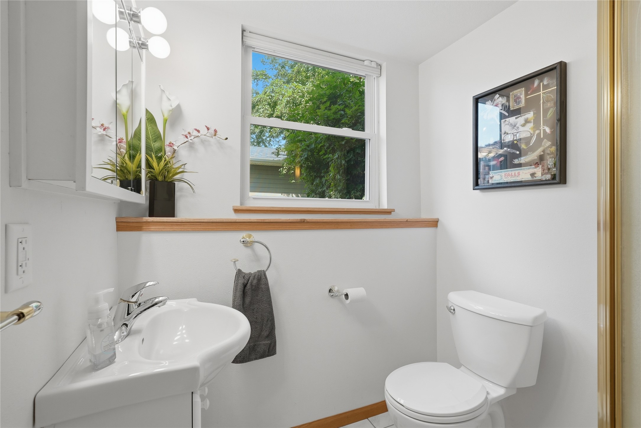 1105 Barry Avenue Property Photo 22