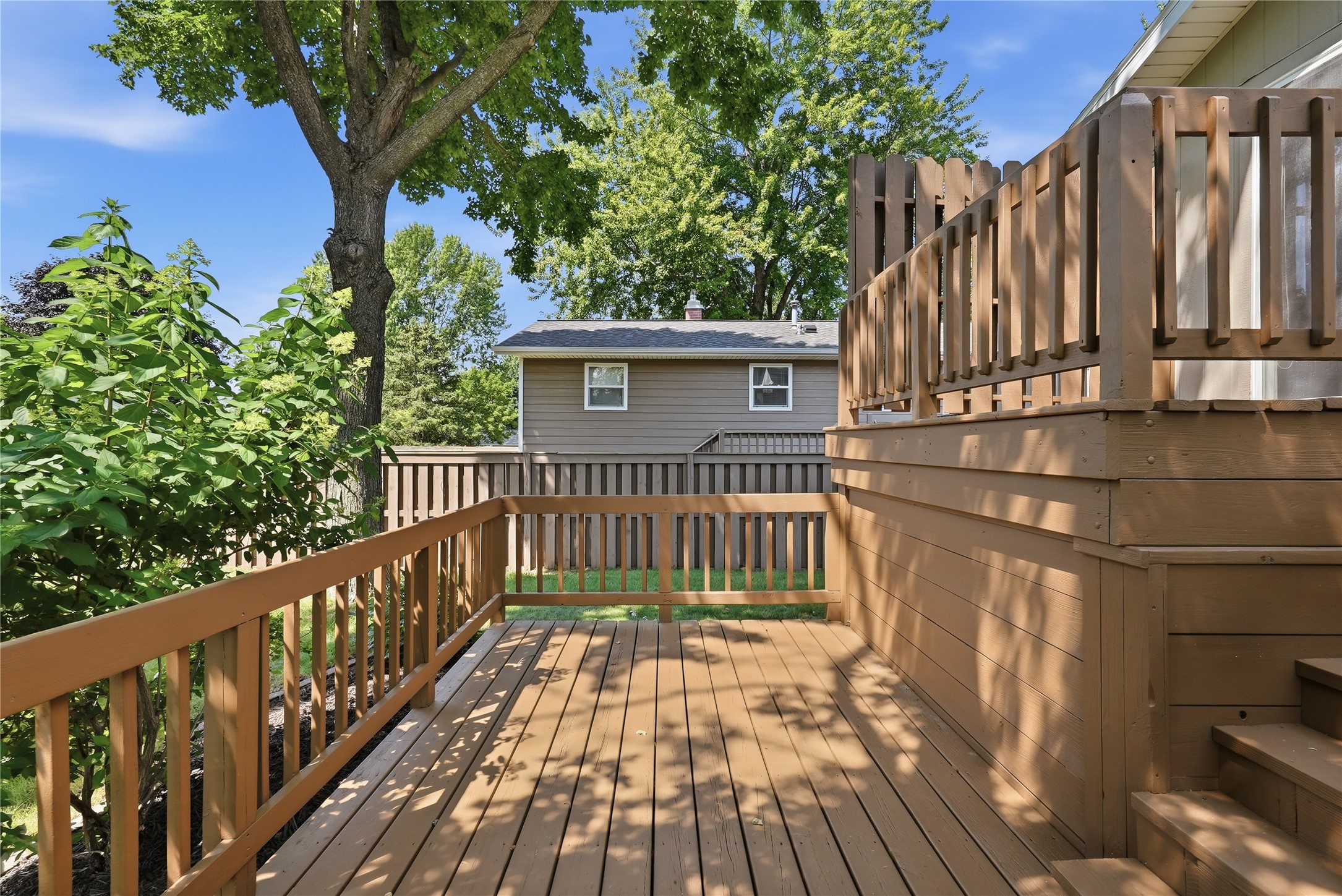 1105 Barry Avenue Property Photo 29