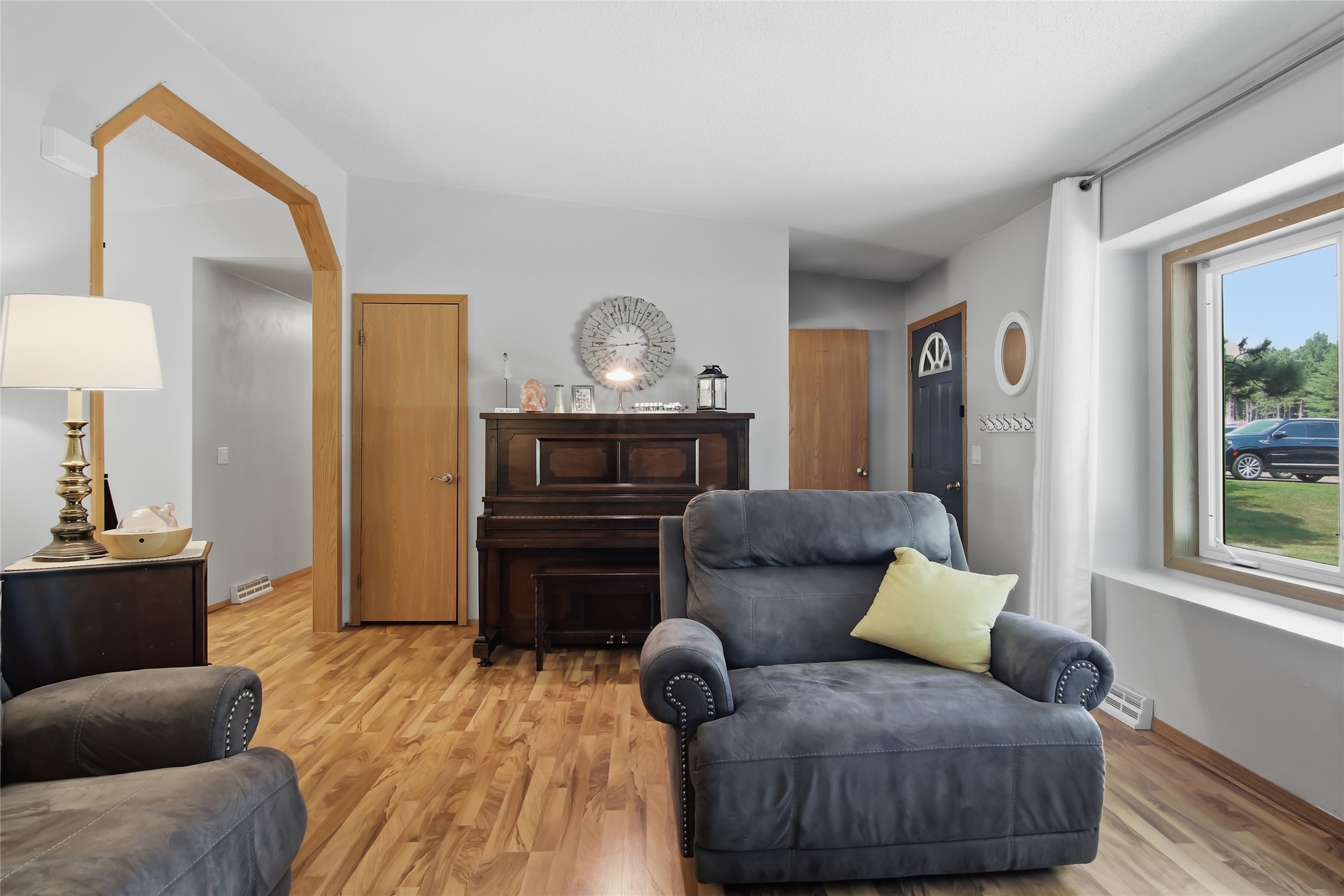 6903 Julius Drive Property Photo 12
