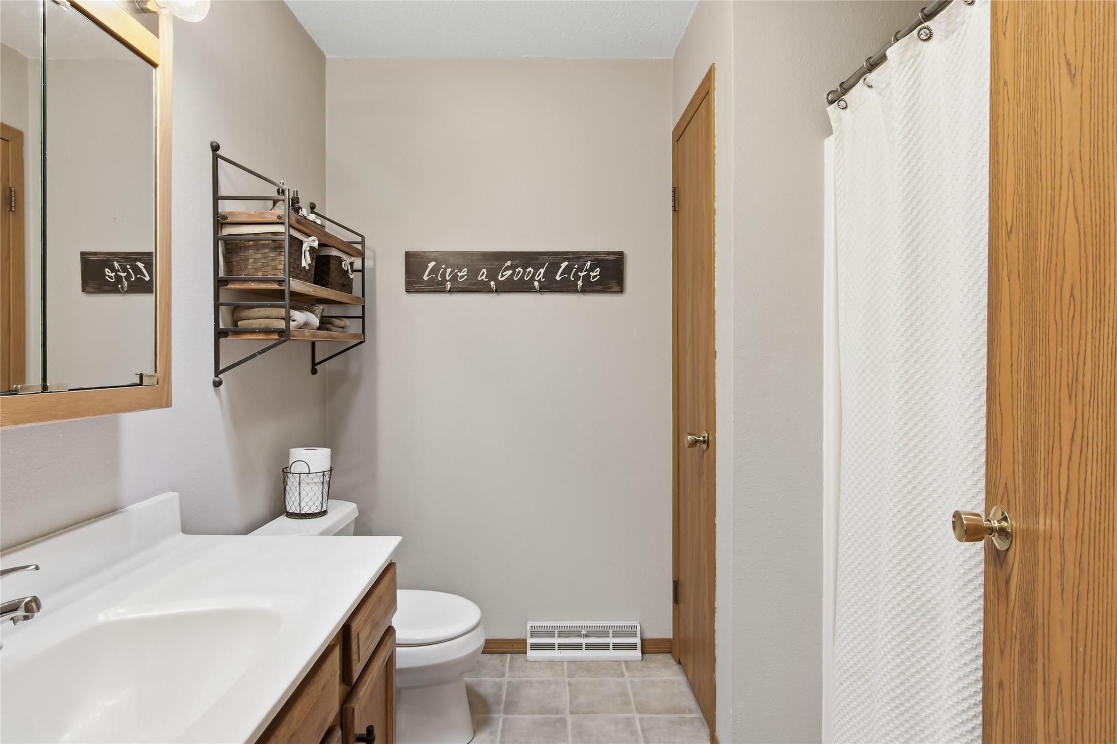6903 Julius Drive Property Photo 17