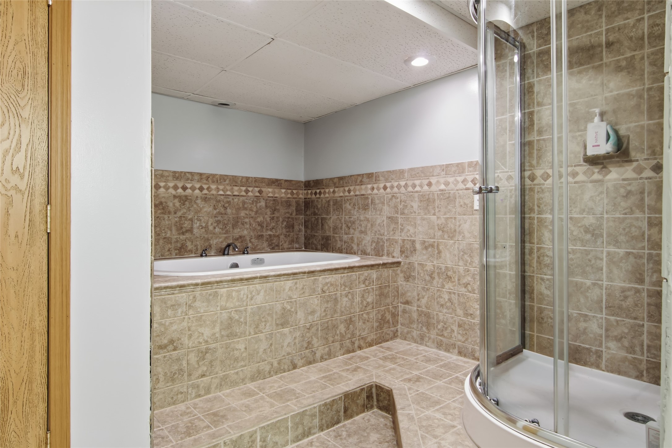 6903 Julius Drive Property Photo 19
