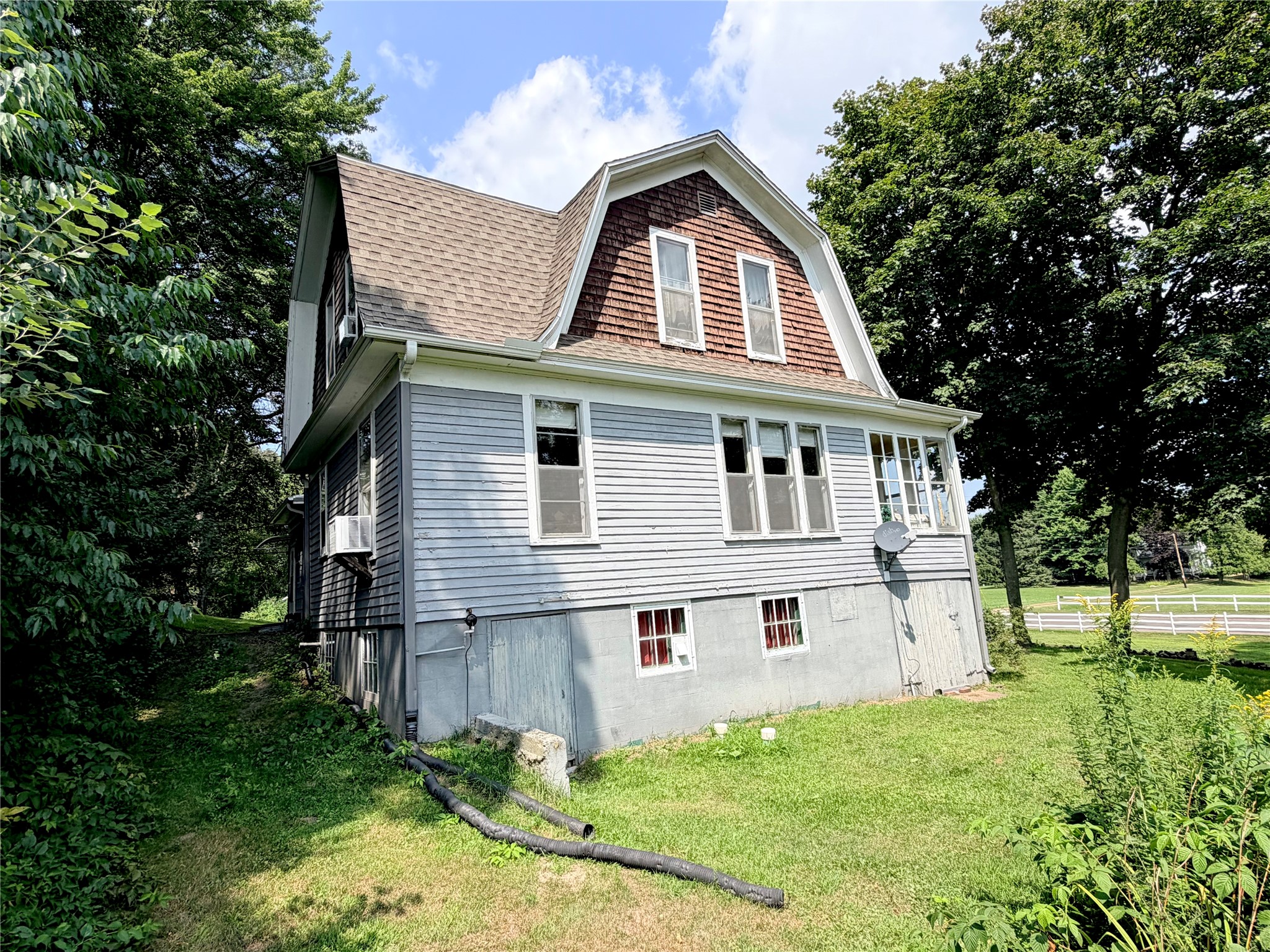 2022 Wheaton Street Property Photo 3