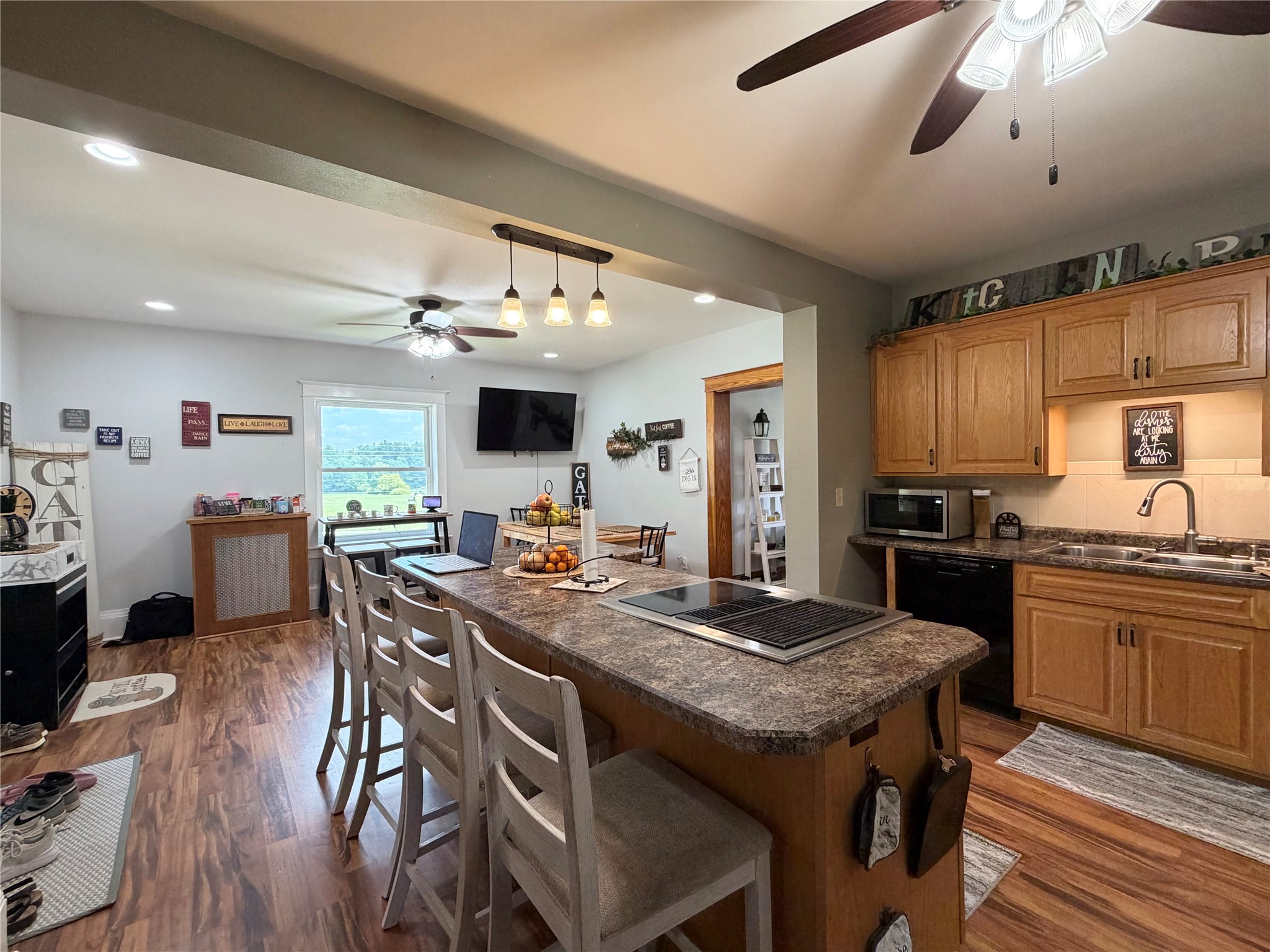 2022 Wheaton Street Property Photo 10