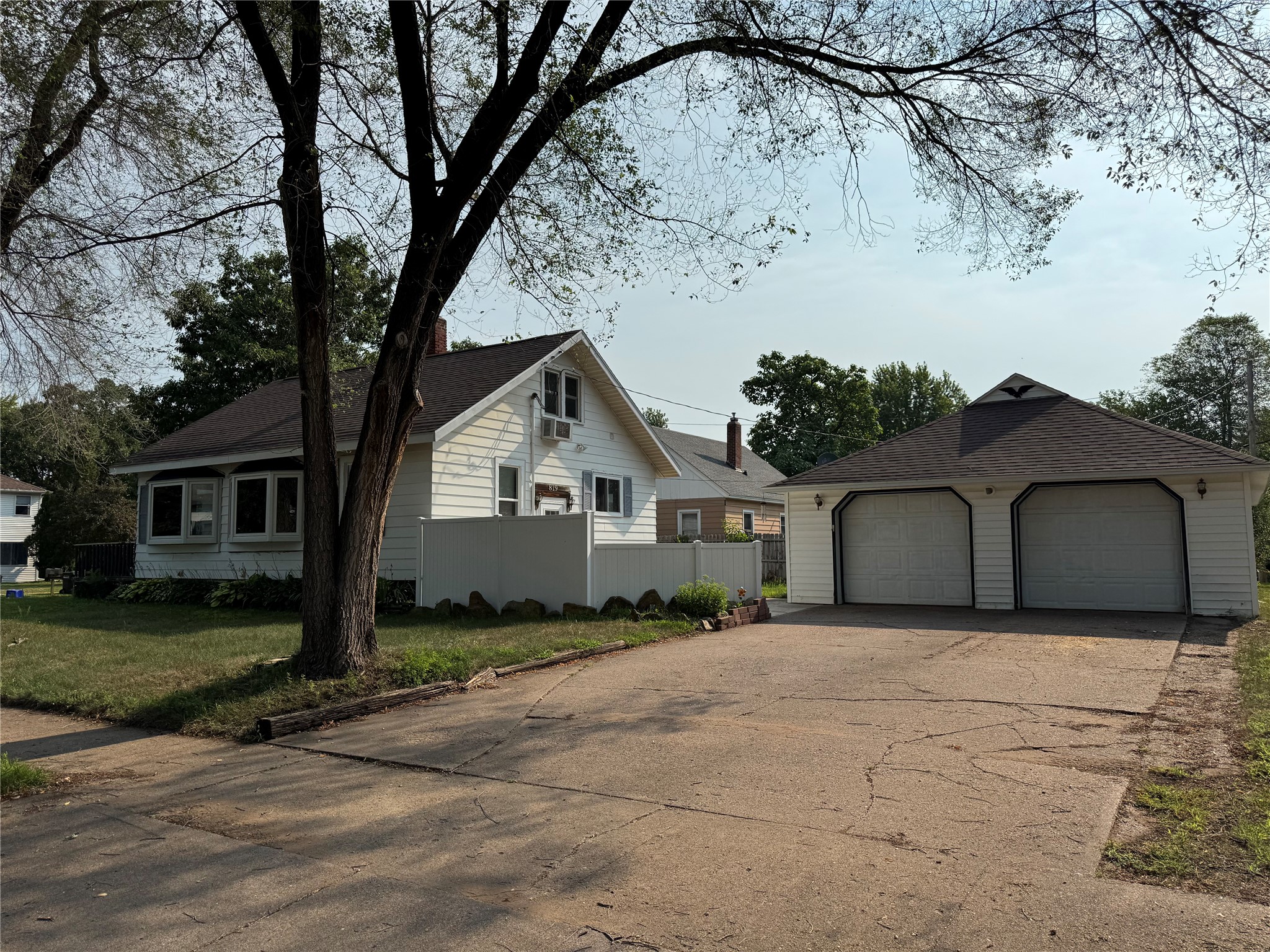 819 Platt Street Property Photo 16