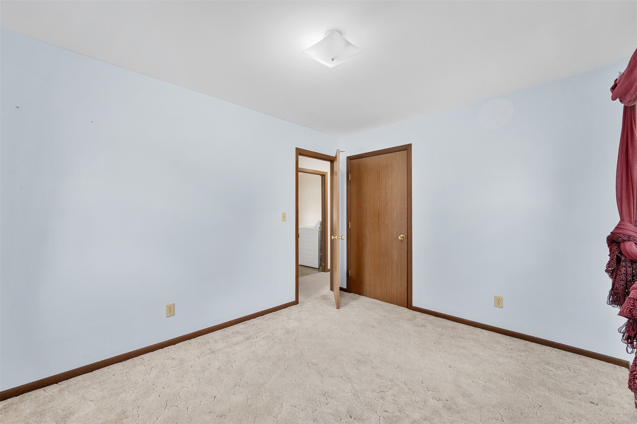 280 N 3rd Avenue Property Photo 25