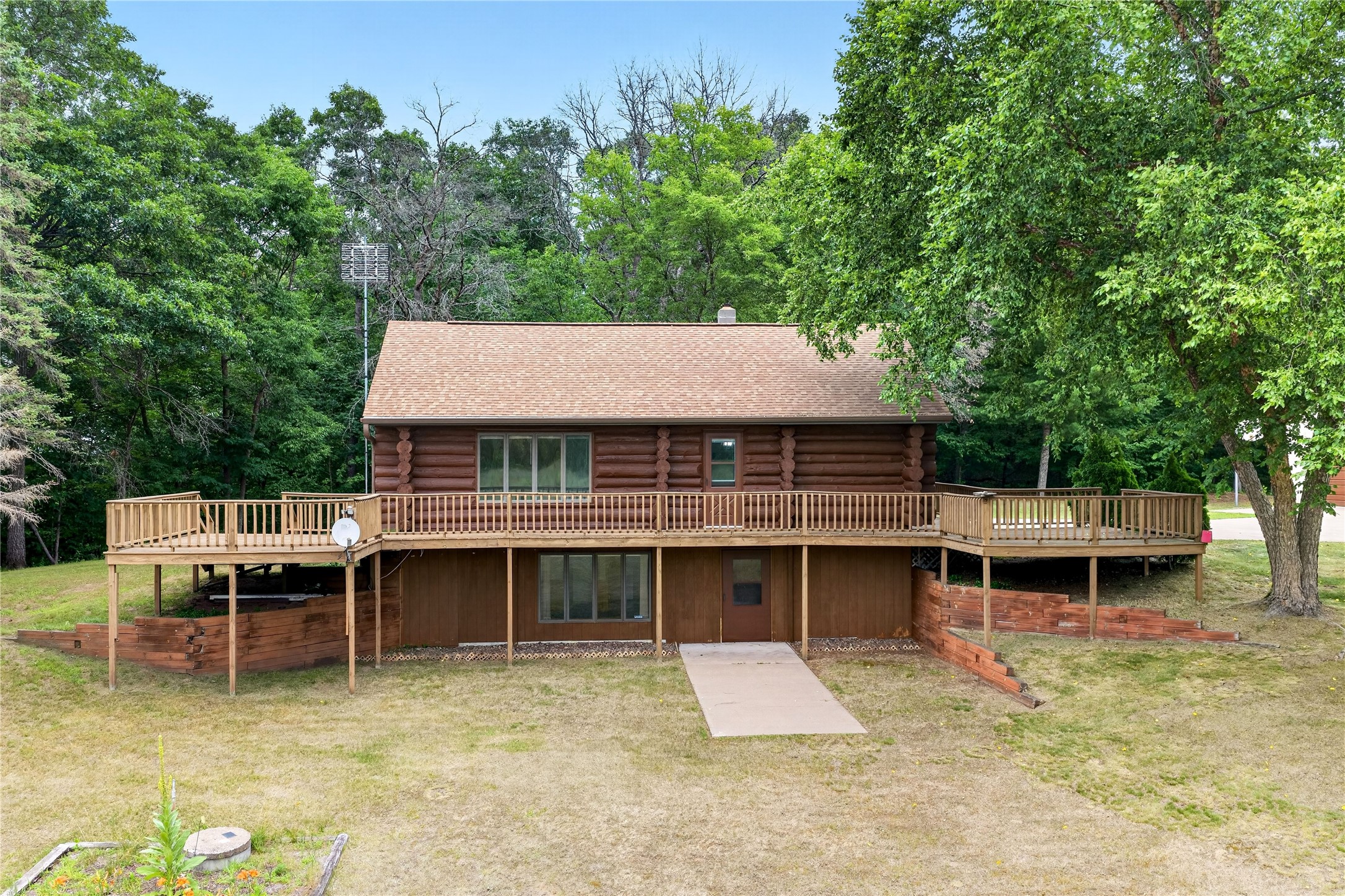 15204 State Road 70 Property Photo 2