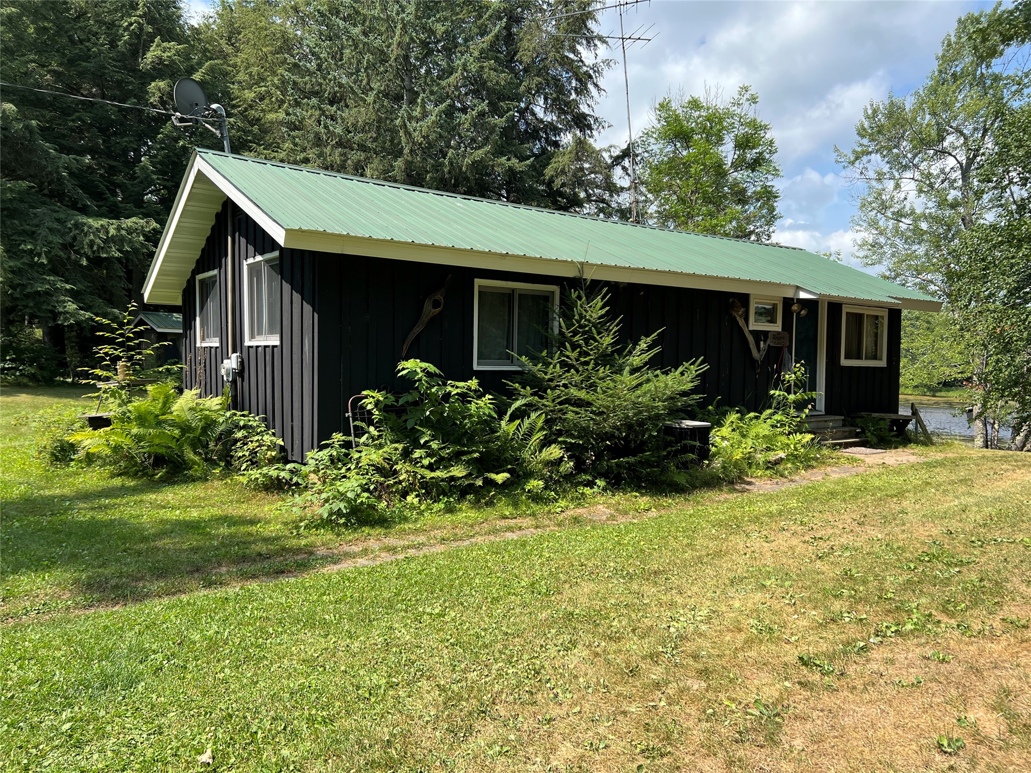 6123n Dog Patch Road Property Photo 5