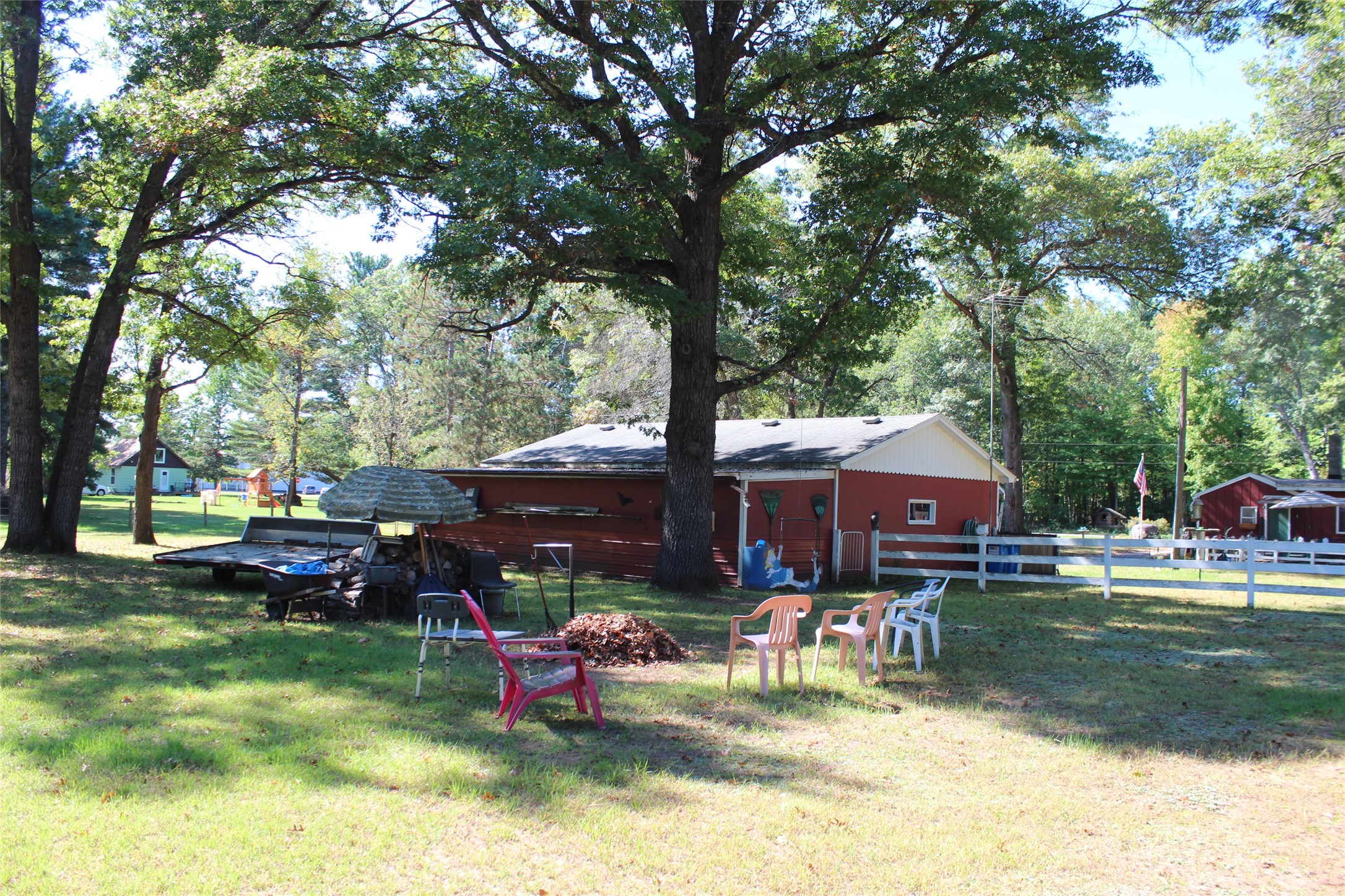 616 Nelson Street N Property Photo 15