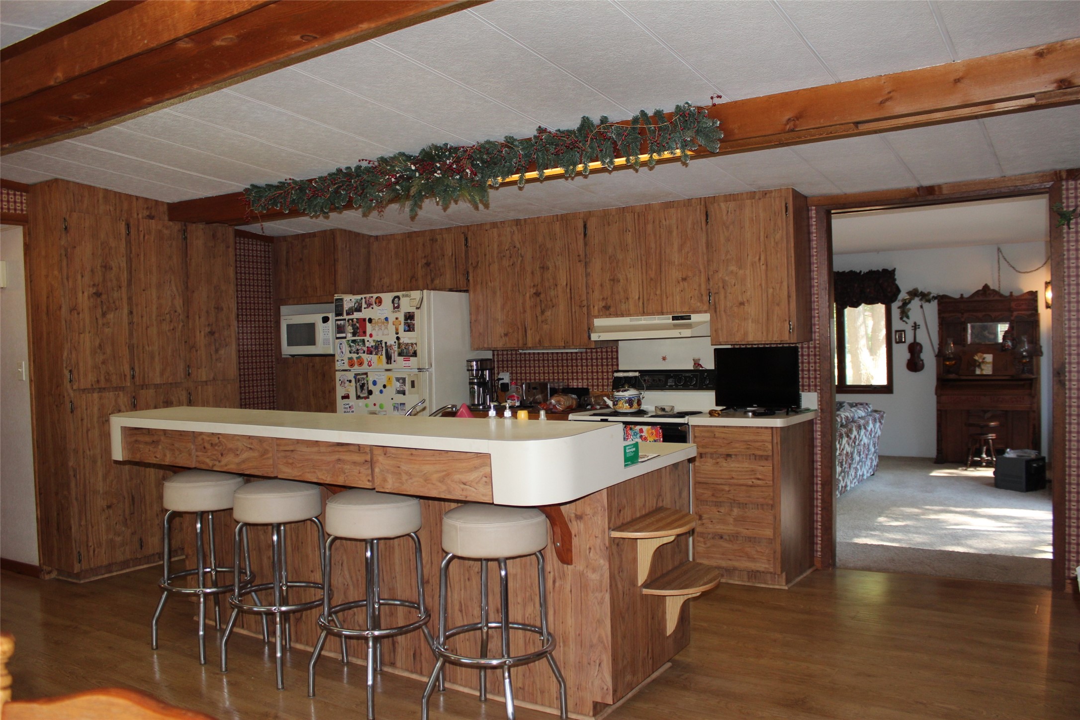 616 Nelson Street N Property Photo 25