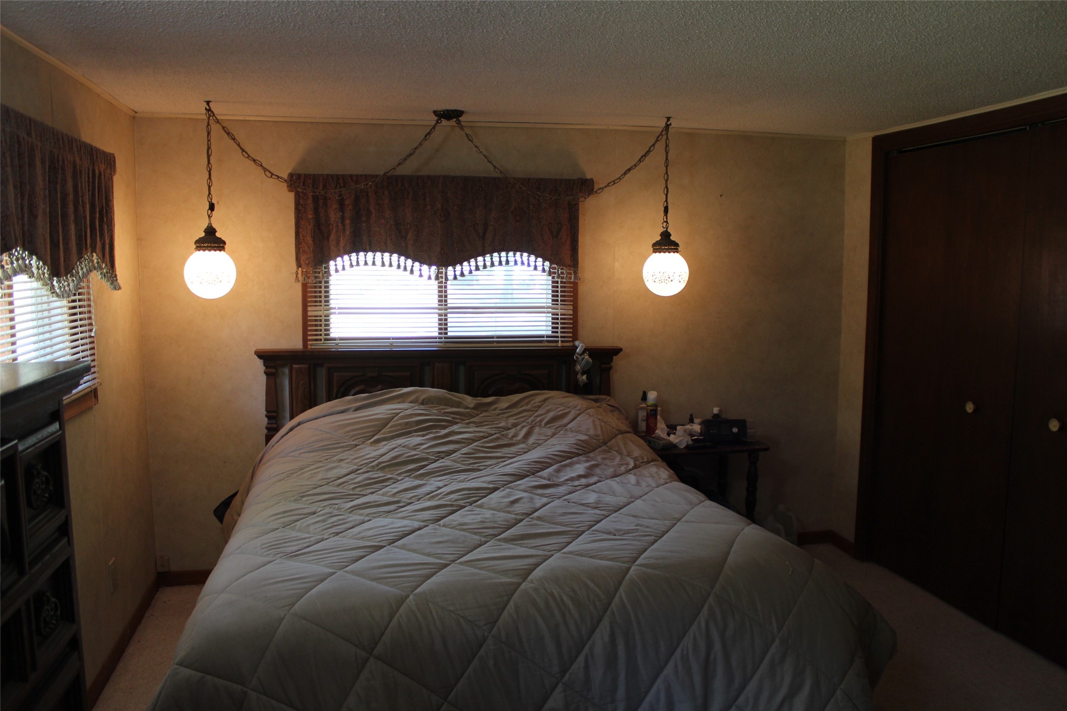 616 Nelson Street N Property Photo 28