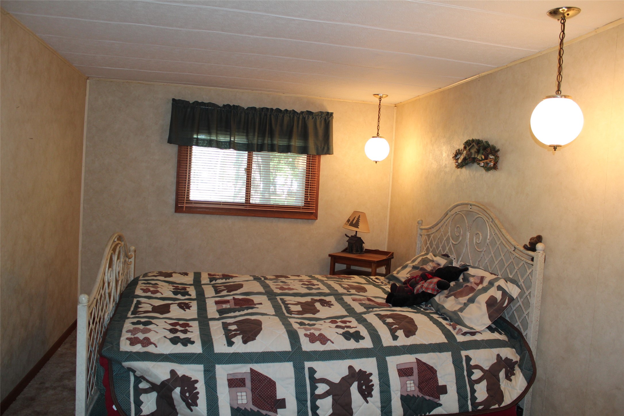 616 Nelson Street N Property Photo 29