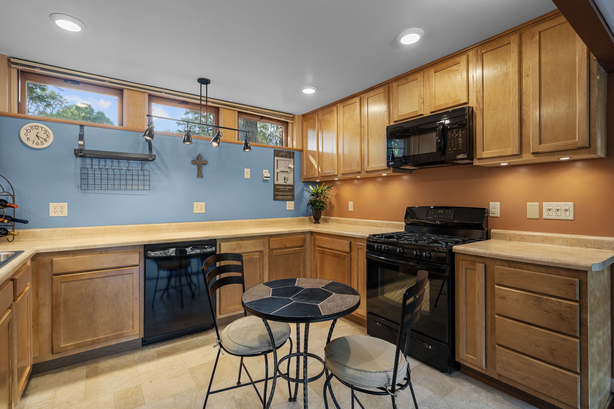 519 Birchwood Avenue Property Photo 32