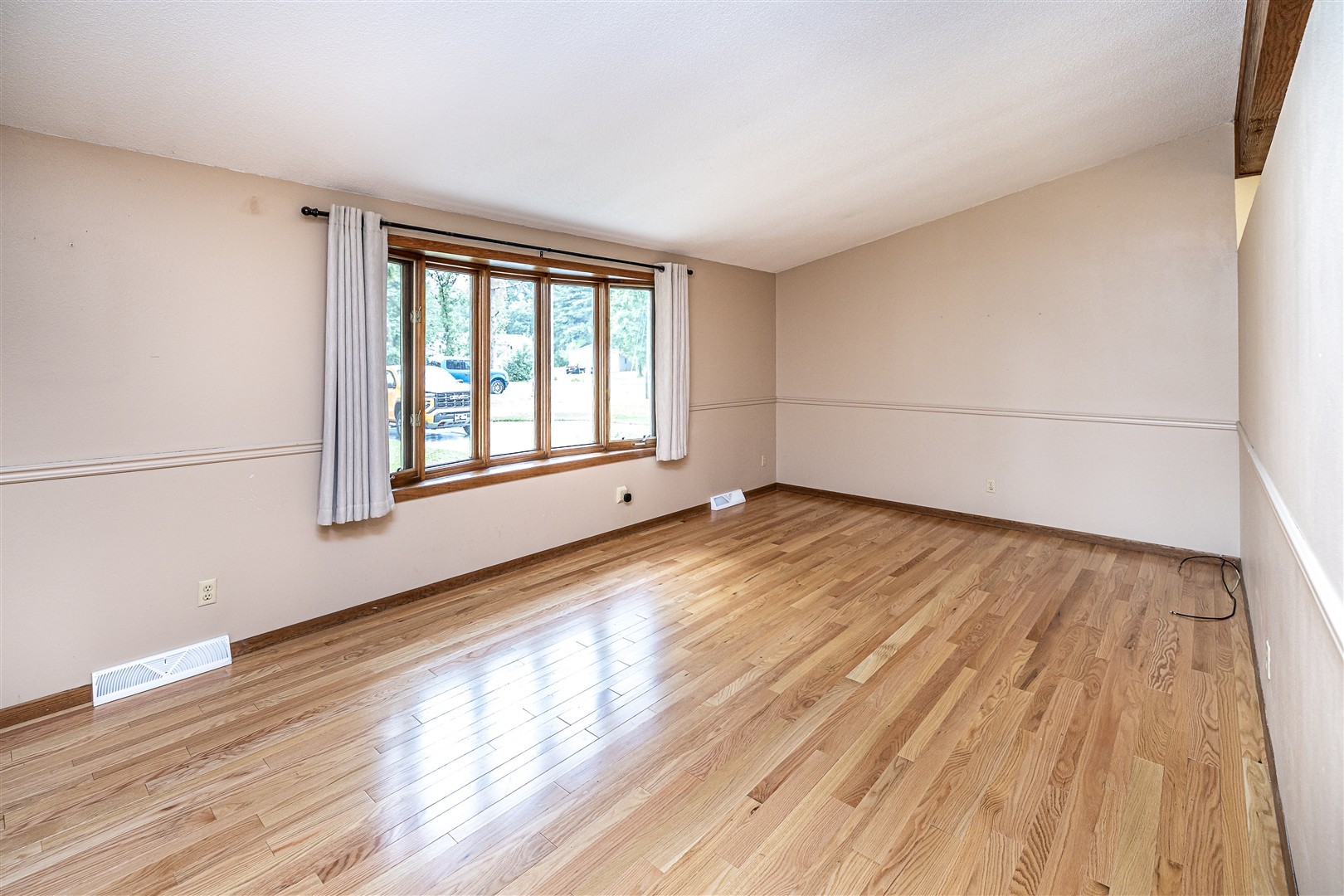 119 Scott Street Property Photo 7