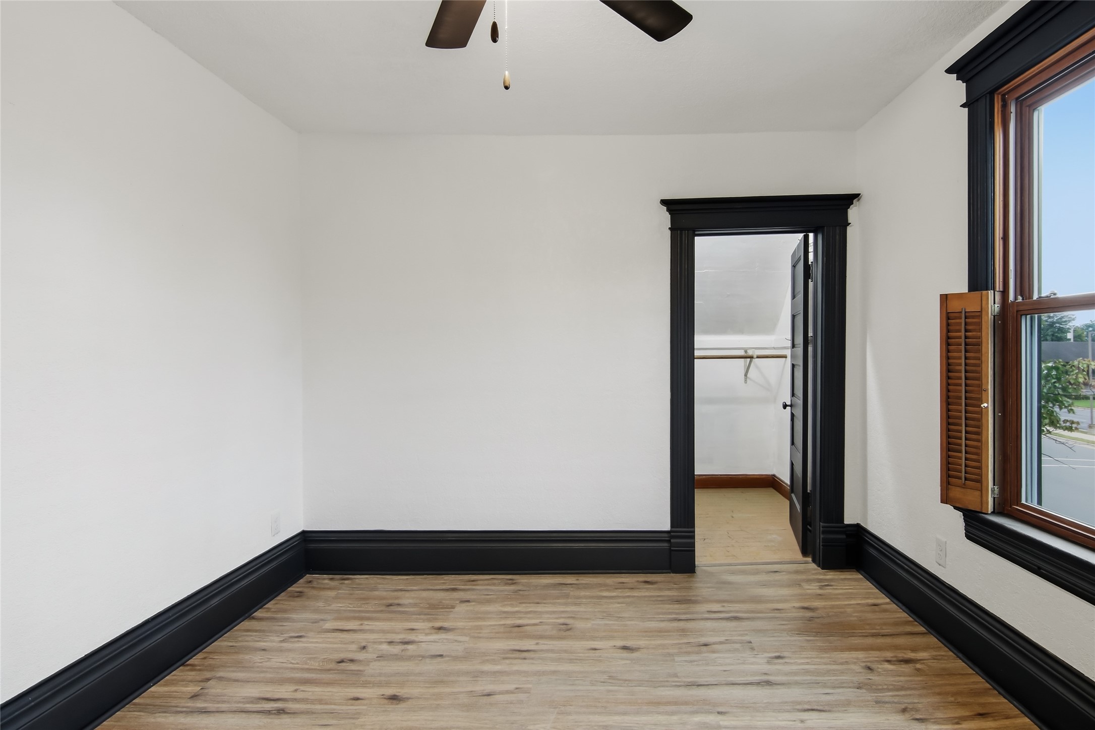 810 E La Salle Avenue Property Photo 19