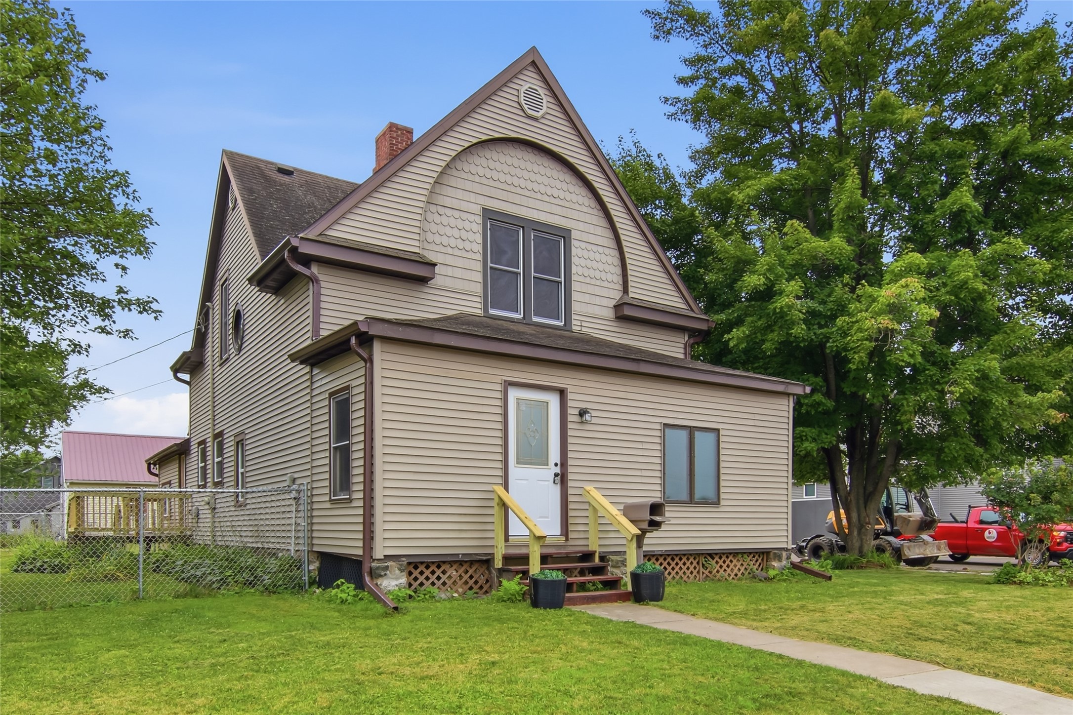 810 E La Salle Avenue Property Photo 33