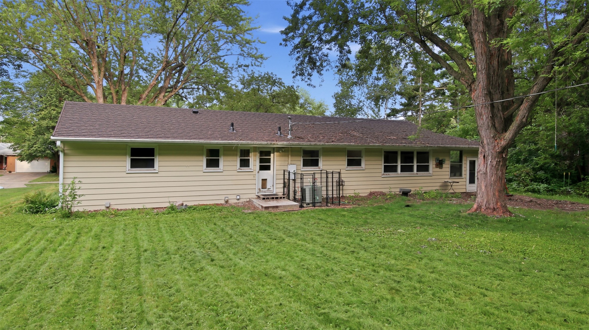 2322 16th Street Property Photo 3
