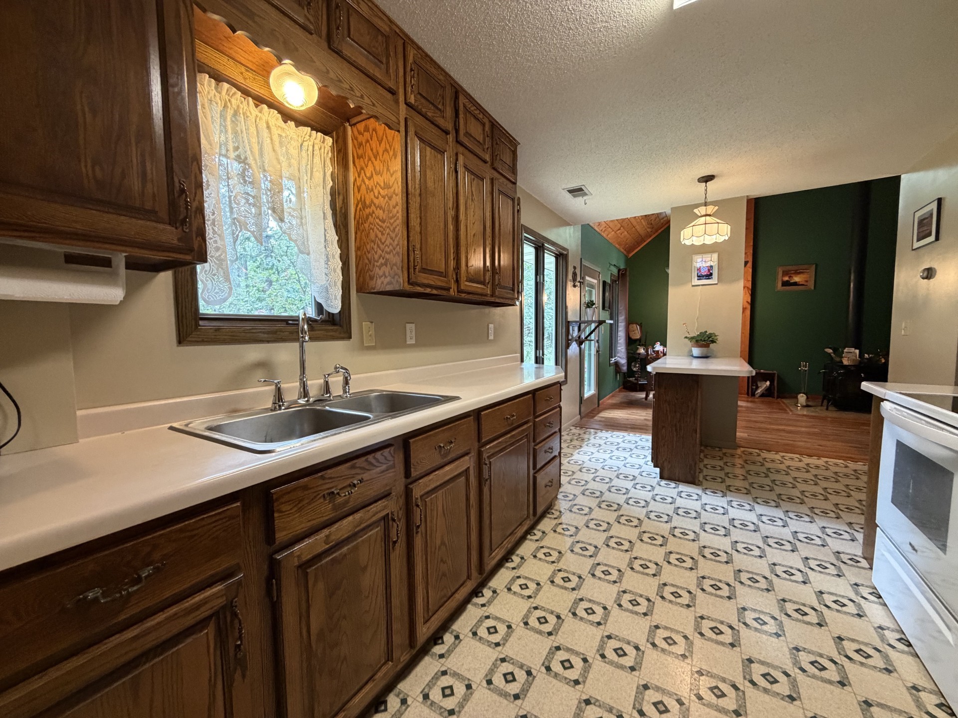 20654 Bucktail Drive Property Photo 32