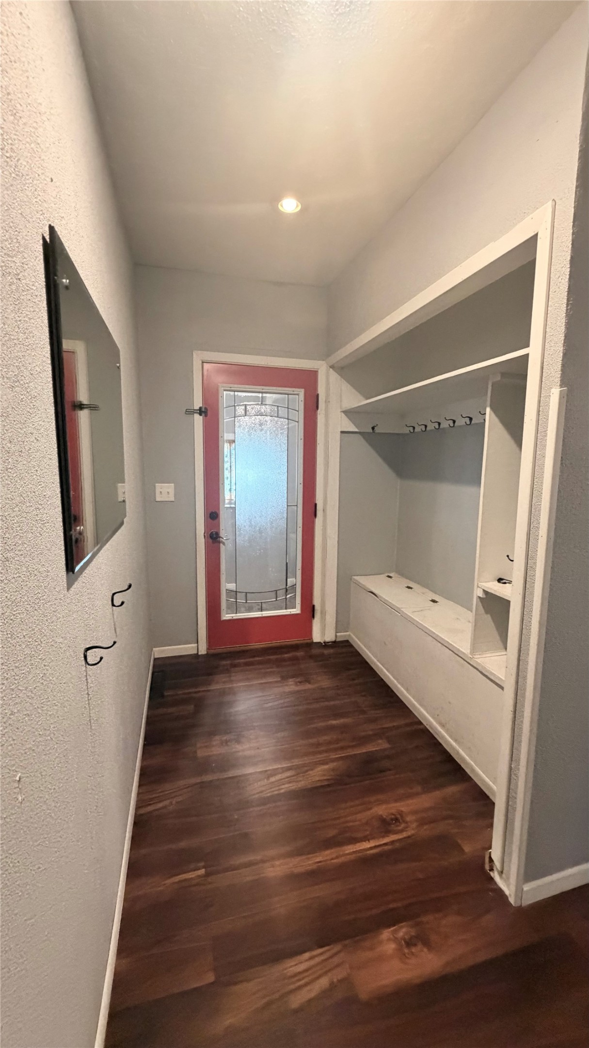 309 N Prairie Street Property Photo 6