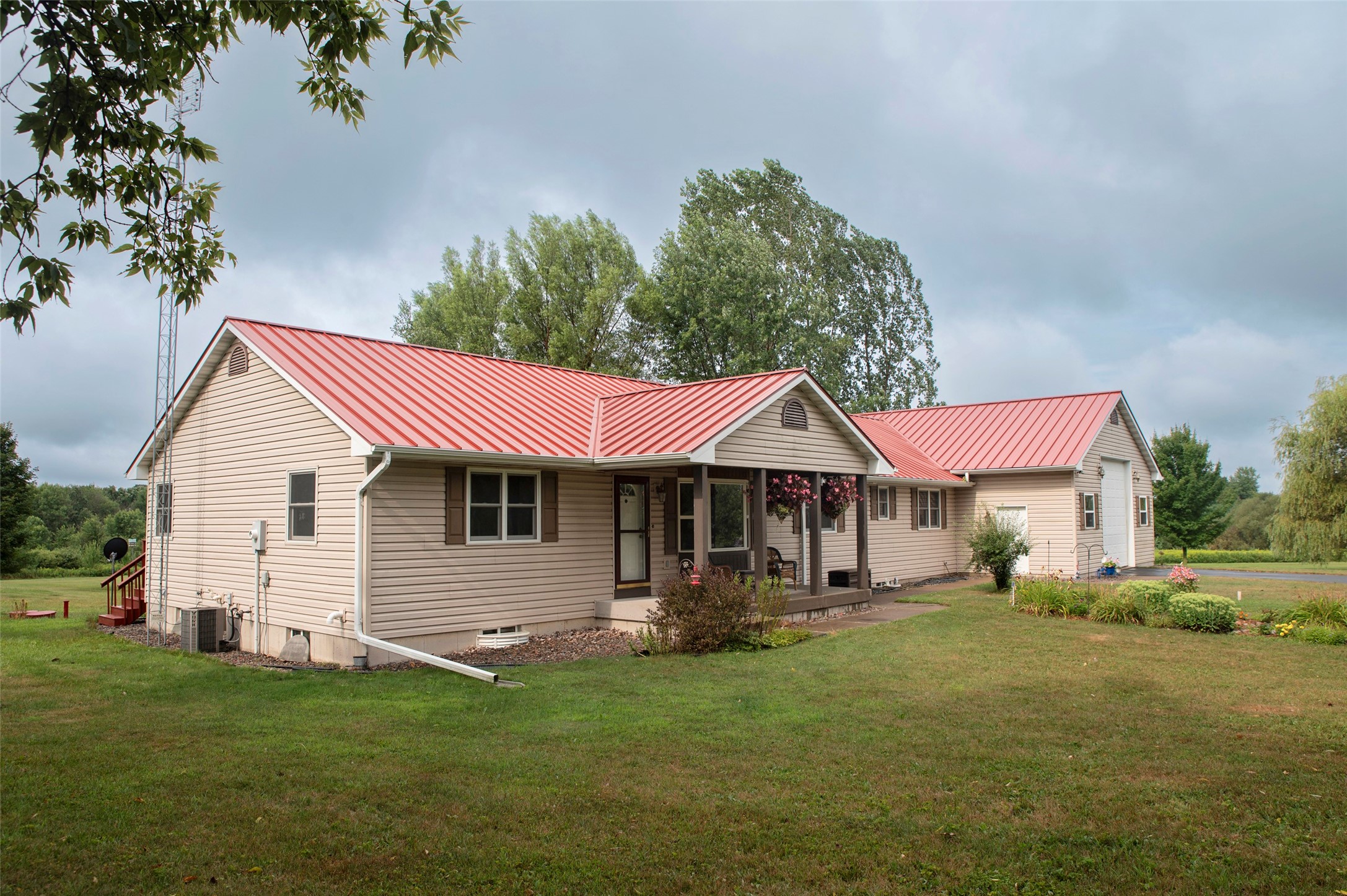 29191 County Highway X Property Photo 5