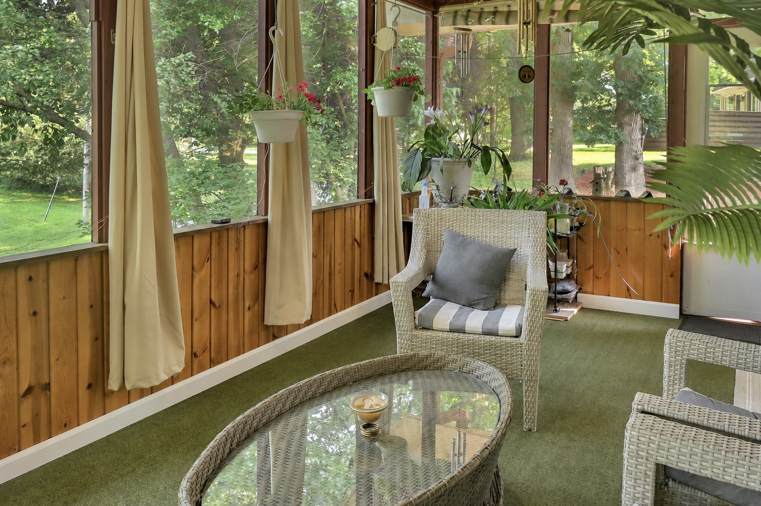 405 Oakwood Drive Property Photo 18