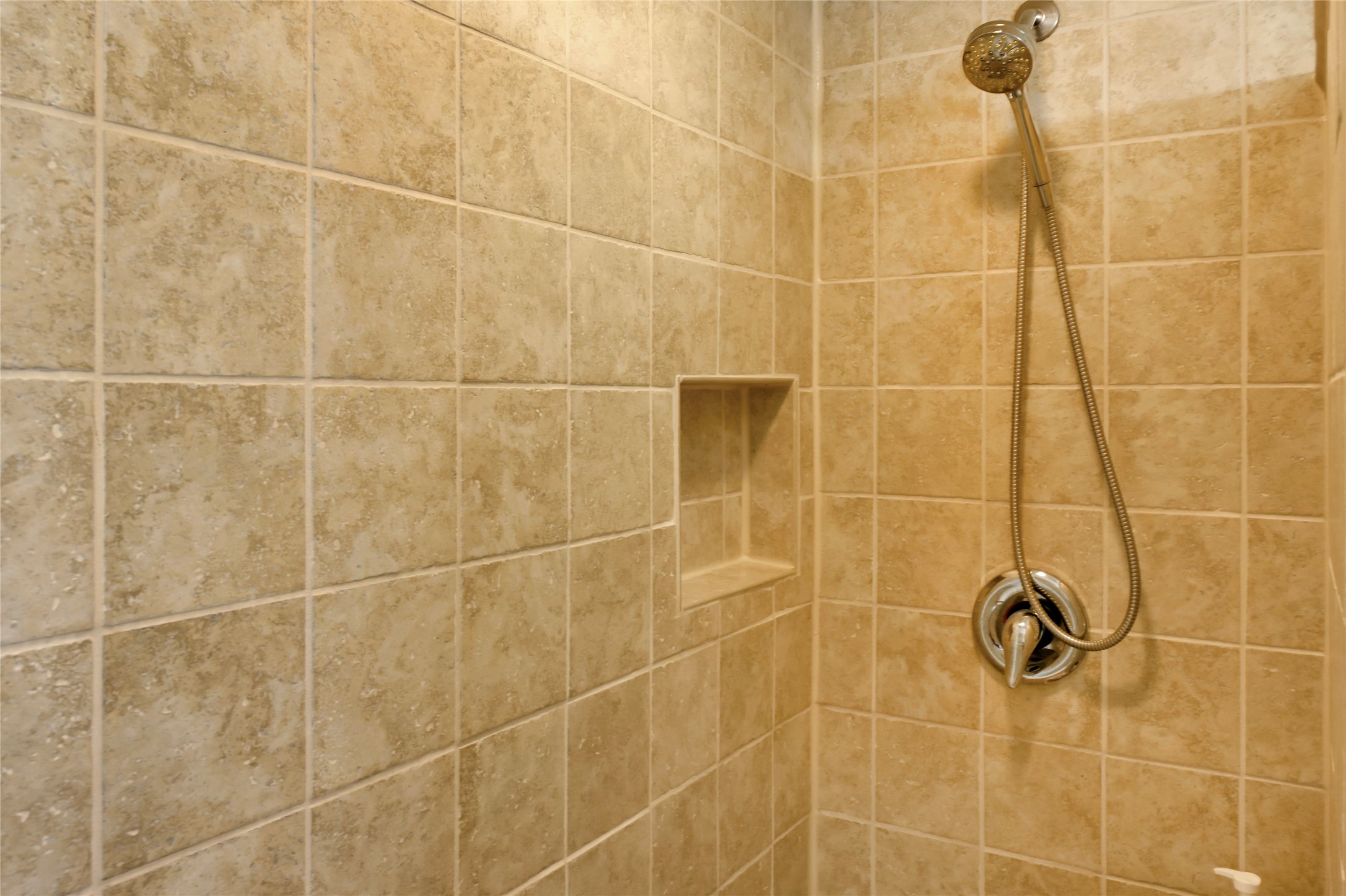 405 Oakwood Drive Property Photo 24
