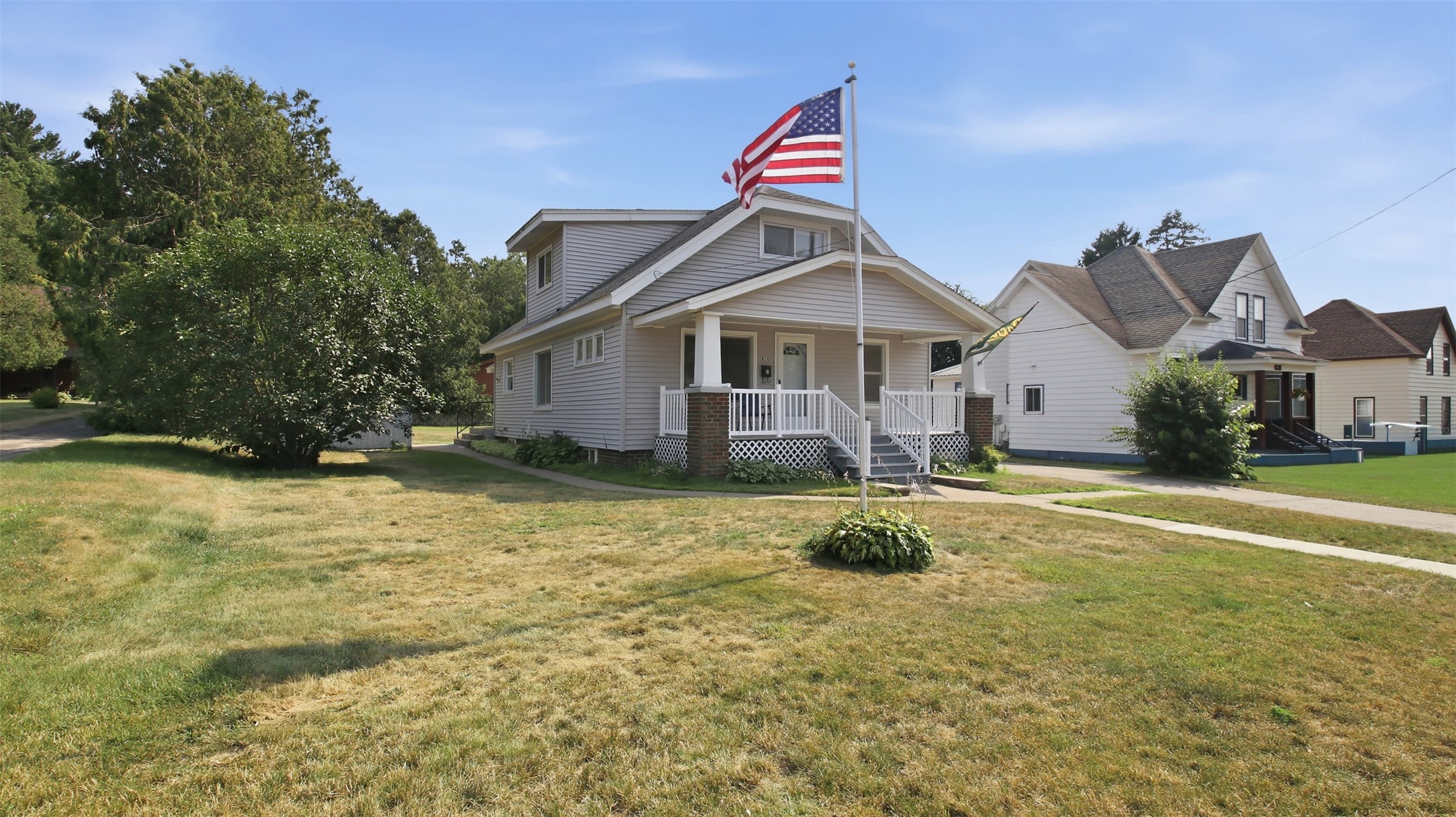 614 17th Avenue Property Photo 2