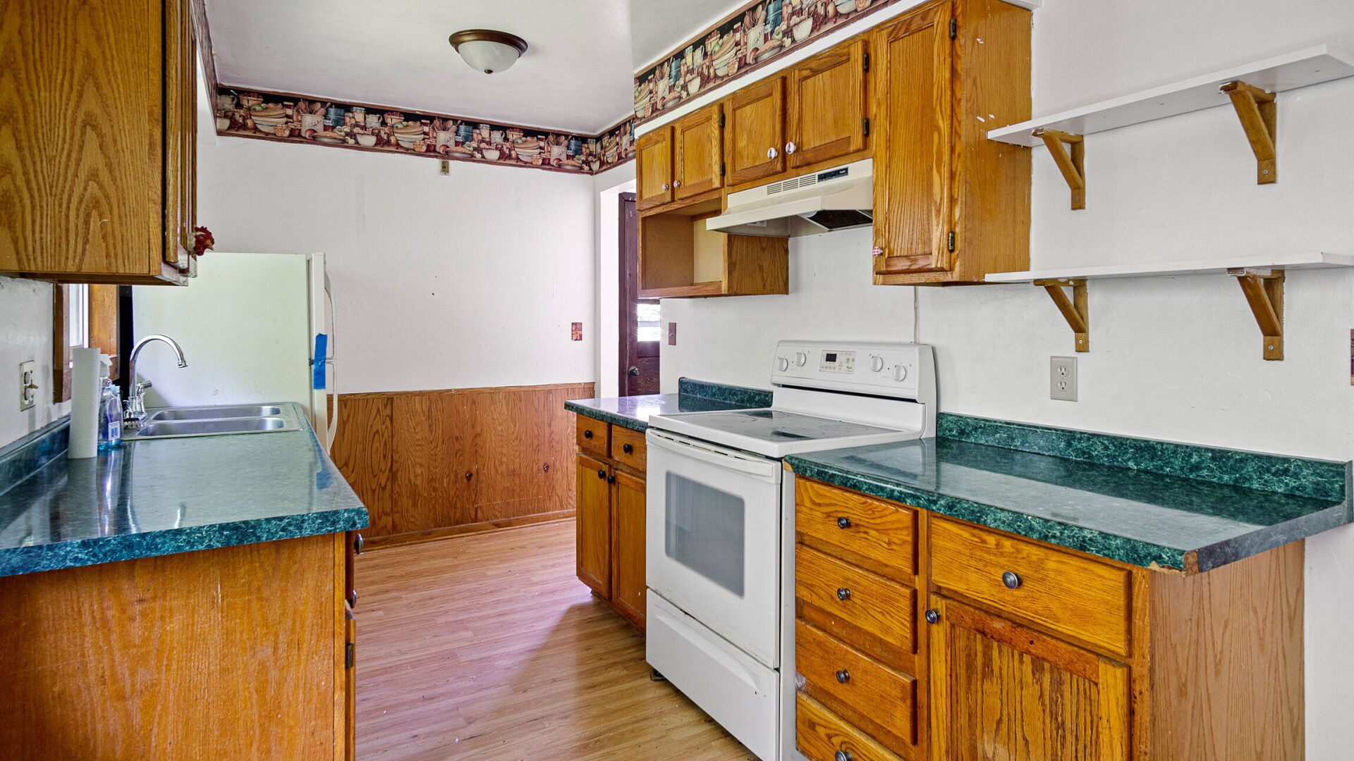 920 Cedar Street Property Photo 13