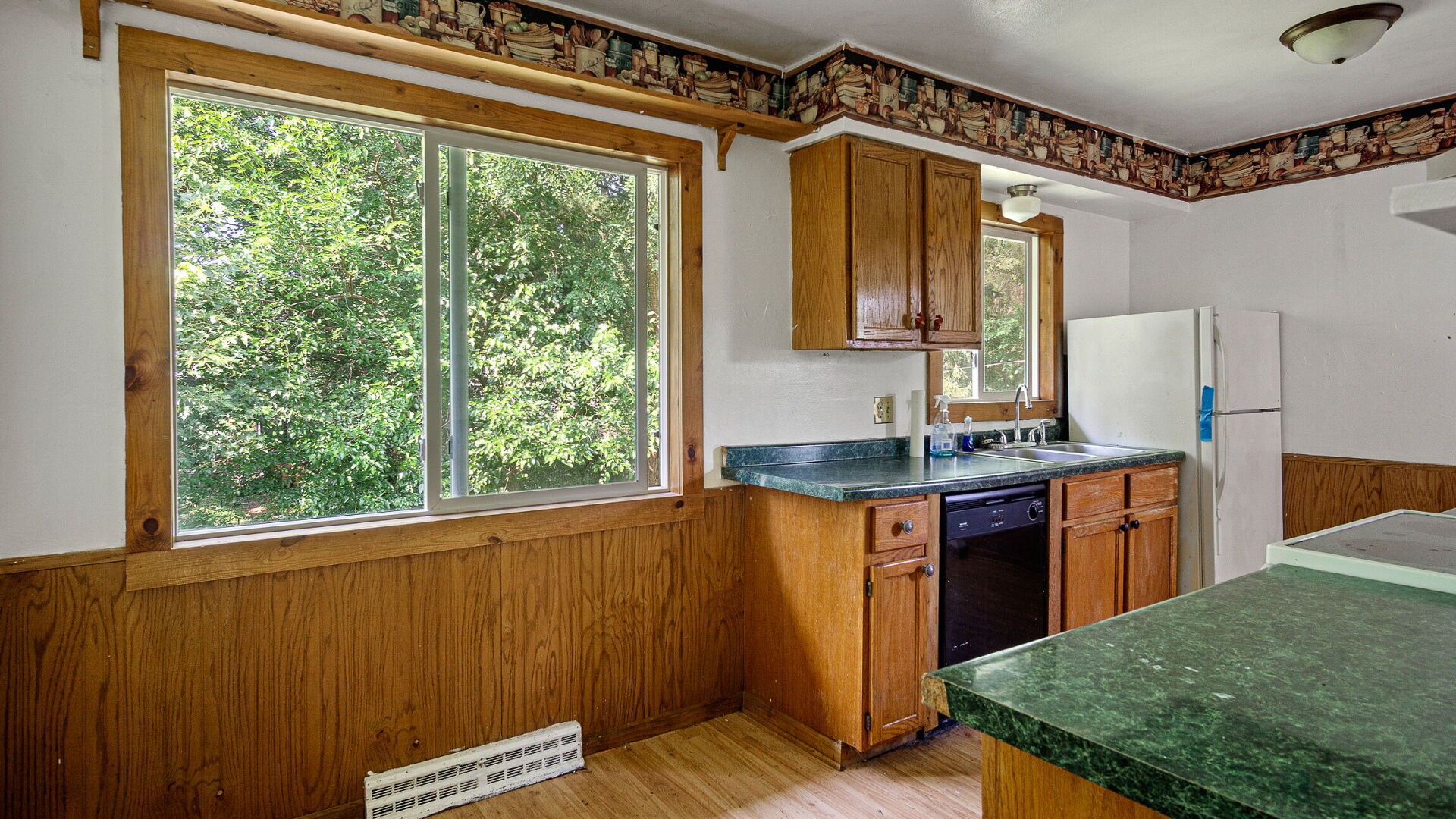 920 Cedar Street Property Photo 14