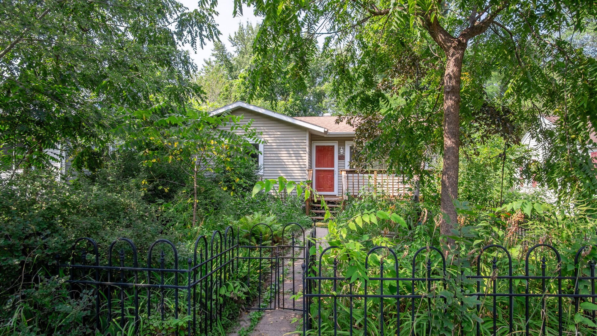 920 Cedar Street Property Photo 37