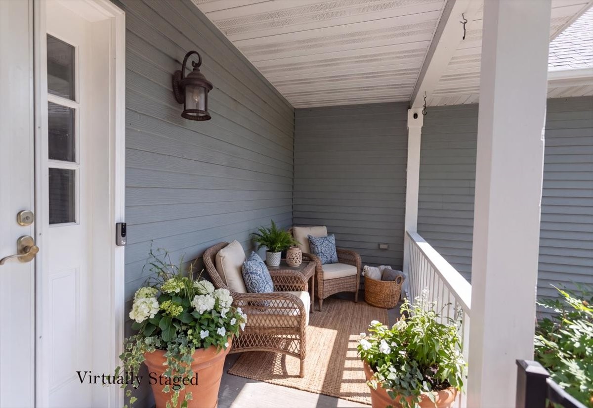1016 Willow River Road N Property Photo 3