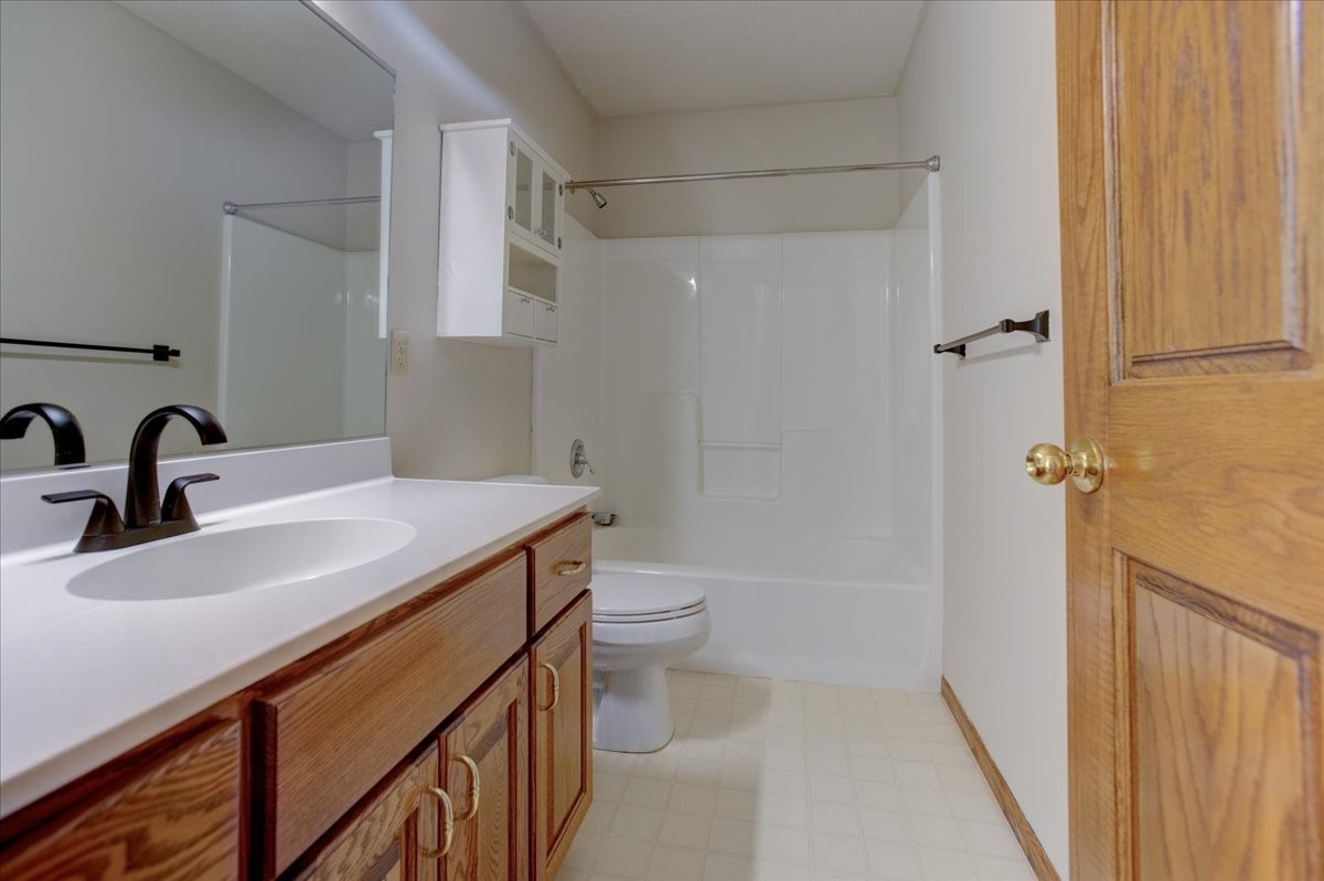 1016 Willow River Road N Property Photo 19