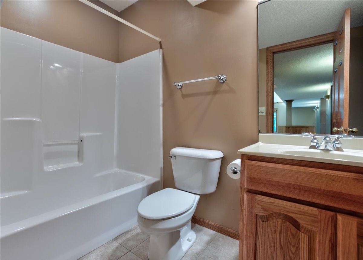 1016 Willow River Road N Property Photo 26