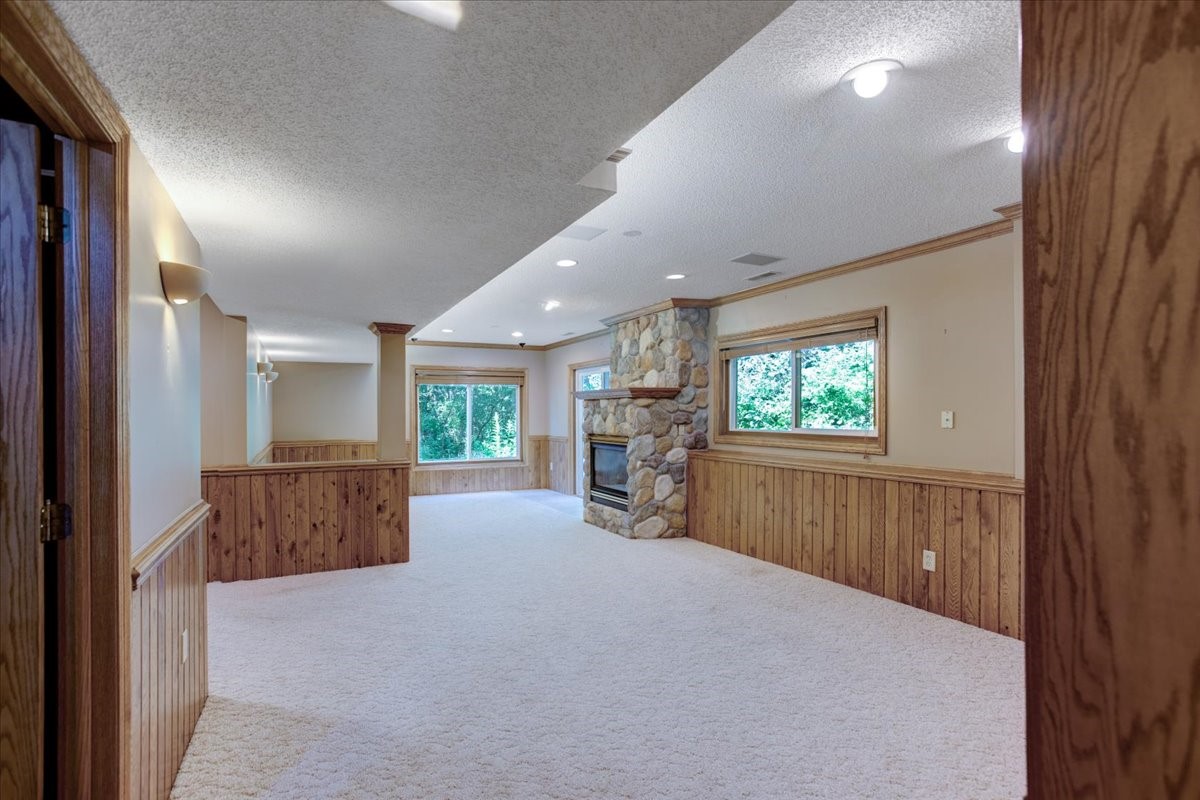 1016 Willow River Road N Property Photo 29