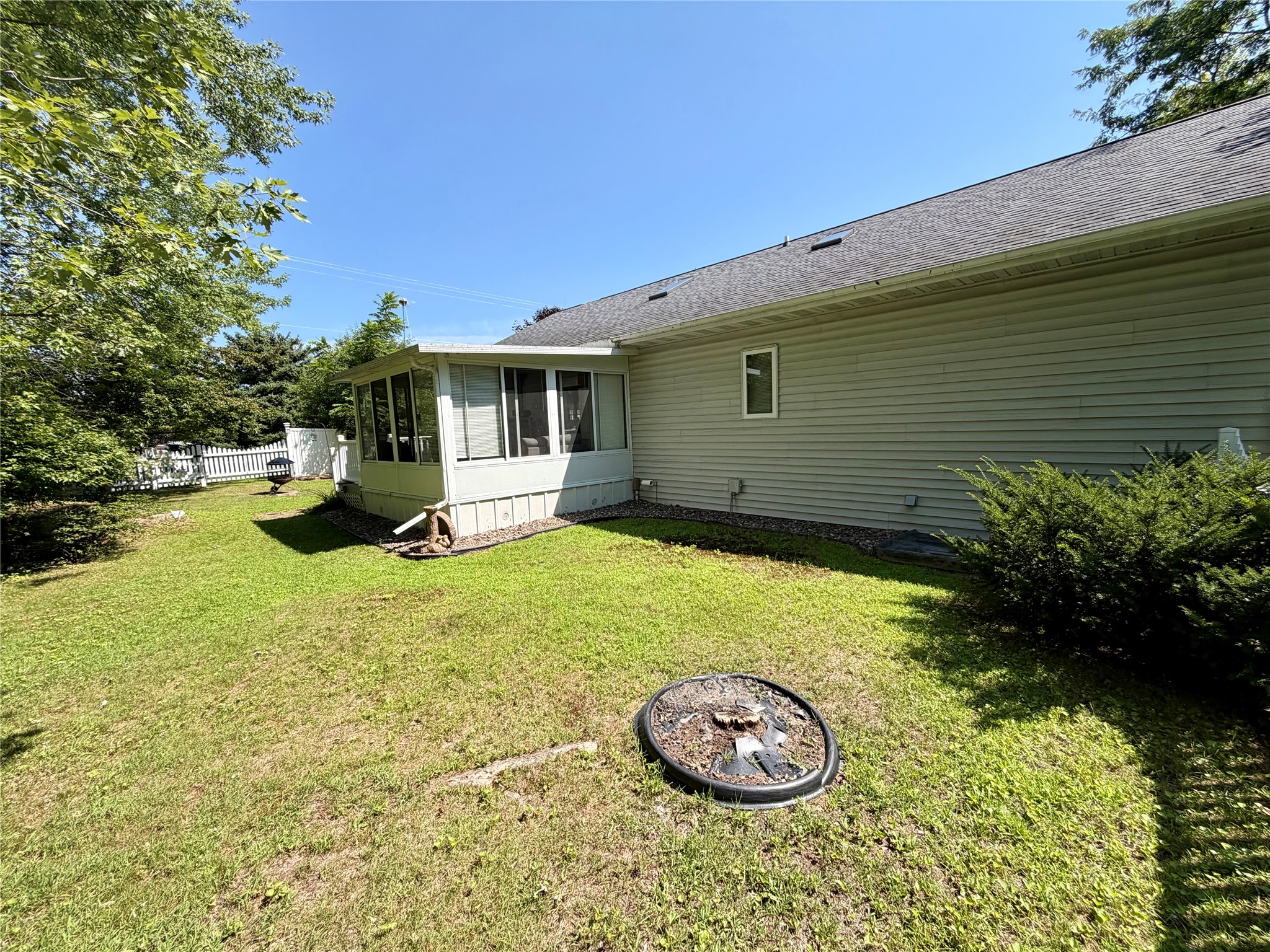 1432 Perry Street Property Photo 33