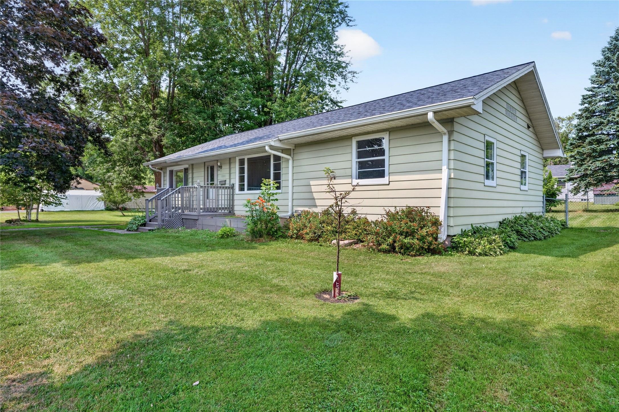425 S 4th Street Property Photo 1