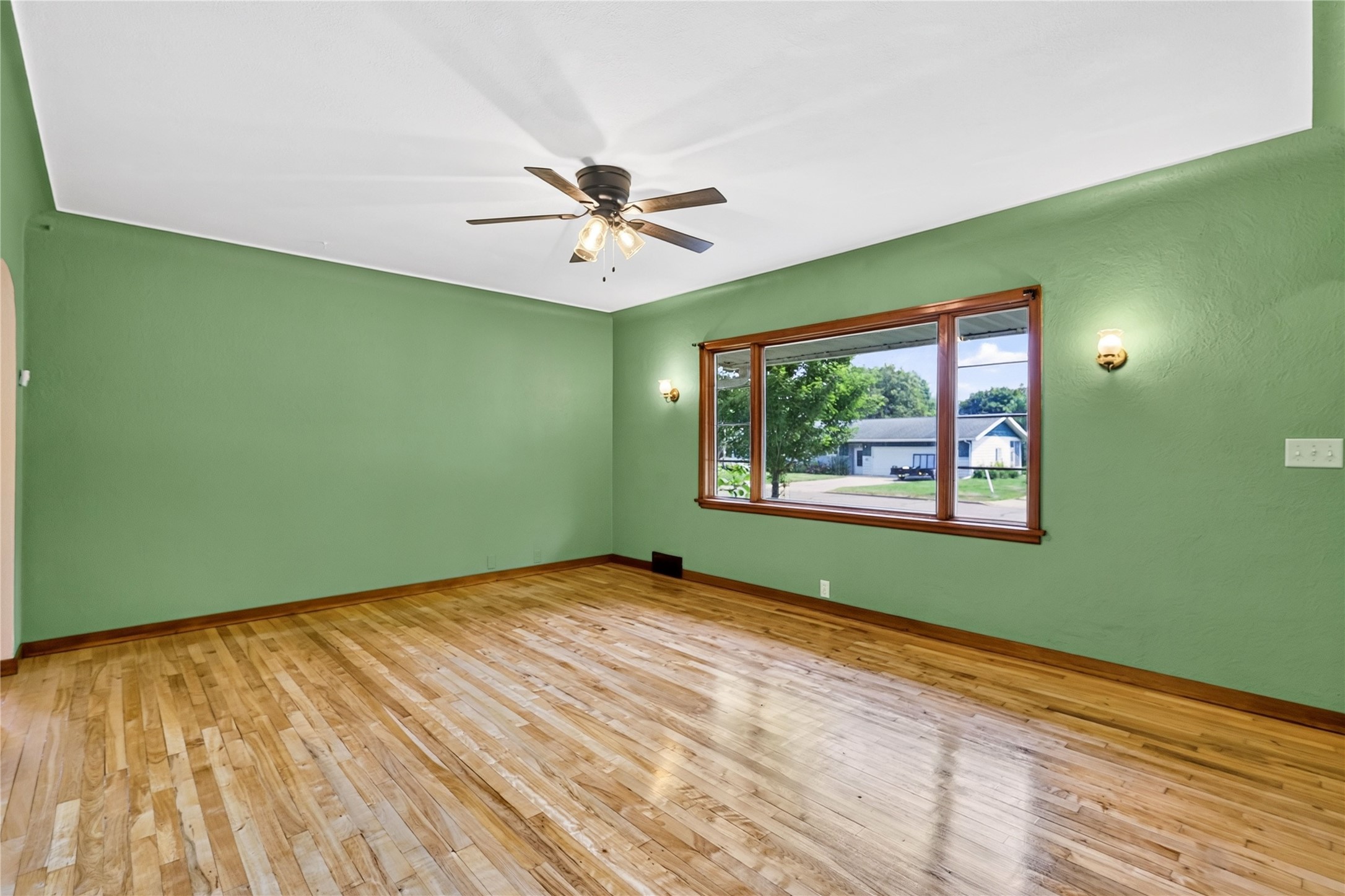 425 S 4th Street Property Photo 29