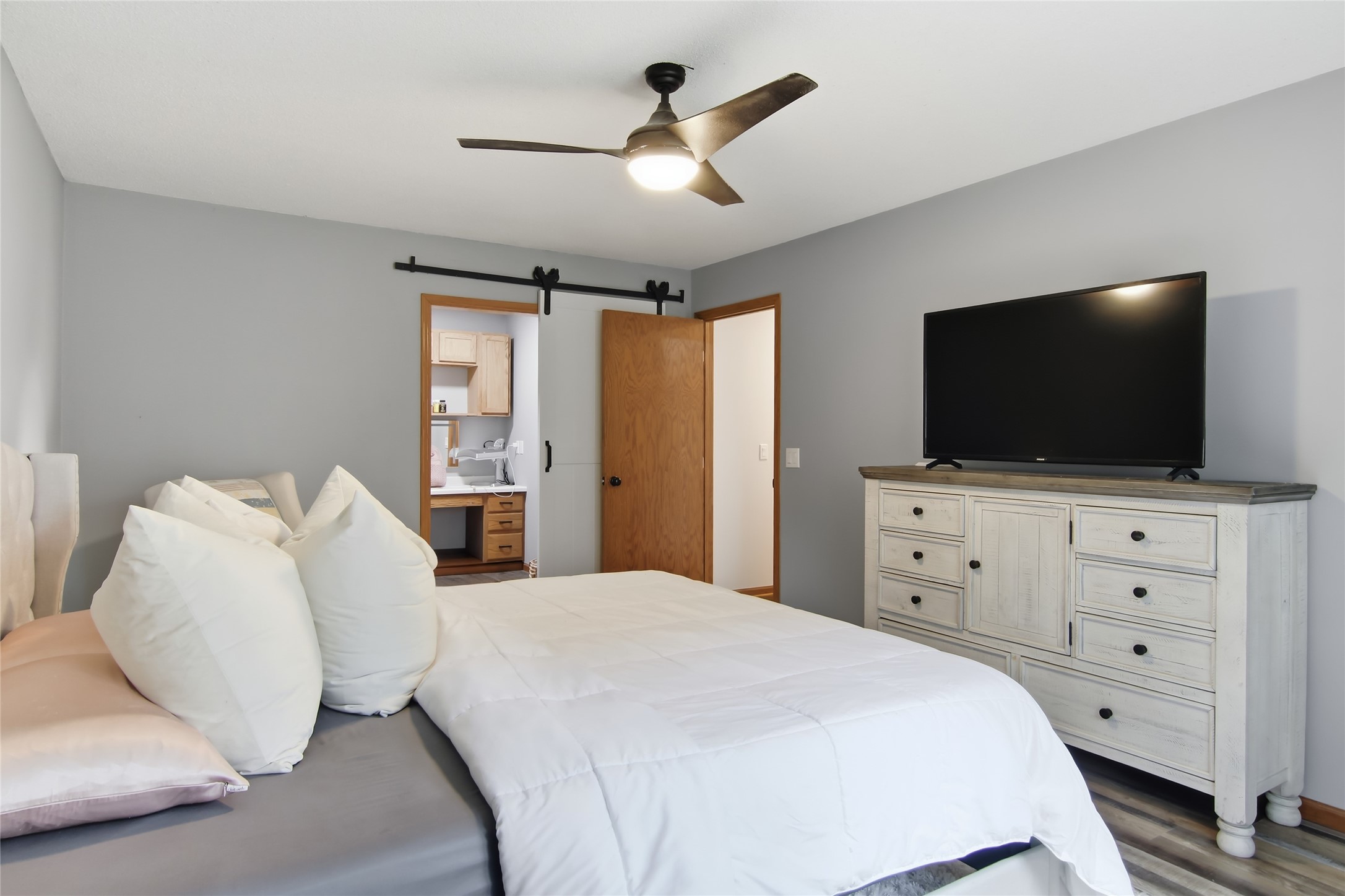 511 S Beach Drive Property Photo 15