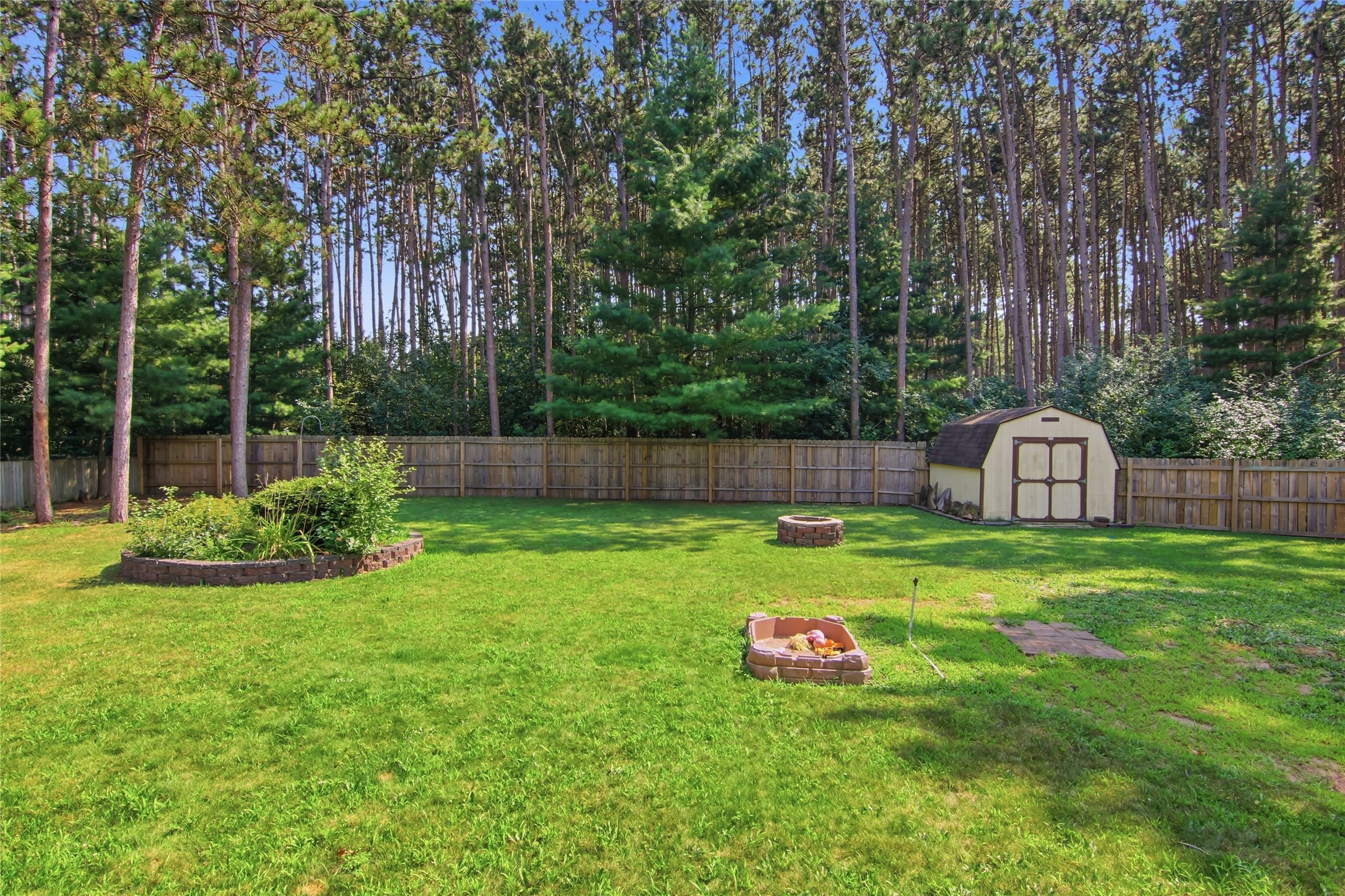 511 S Beach Drive Property Photo 34