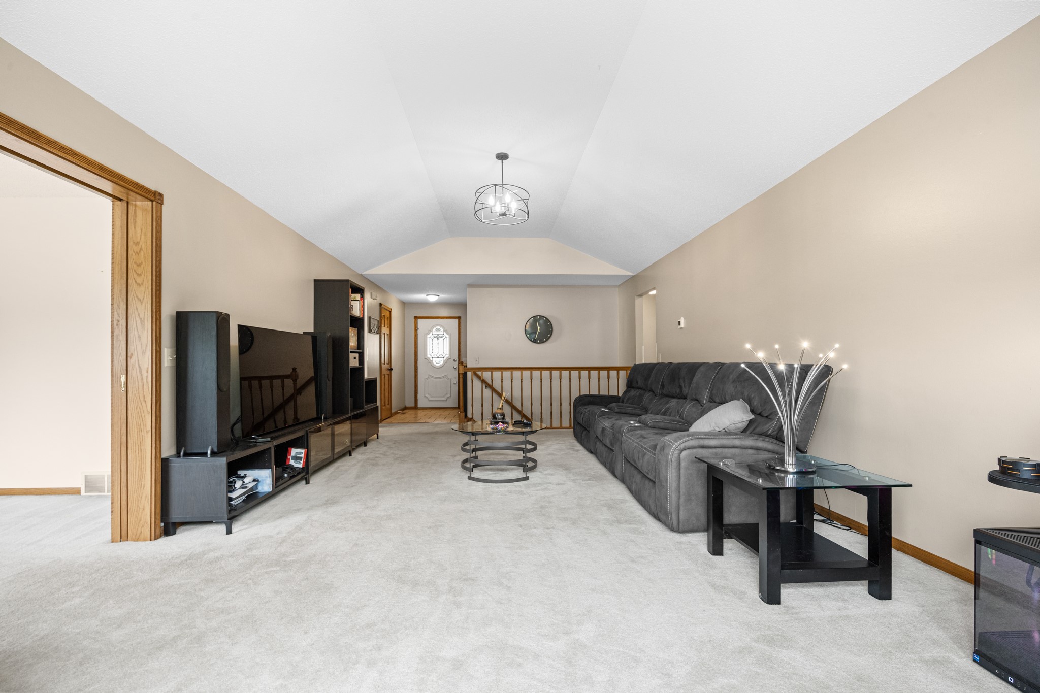 4414 Crest Court Property Photo 9