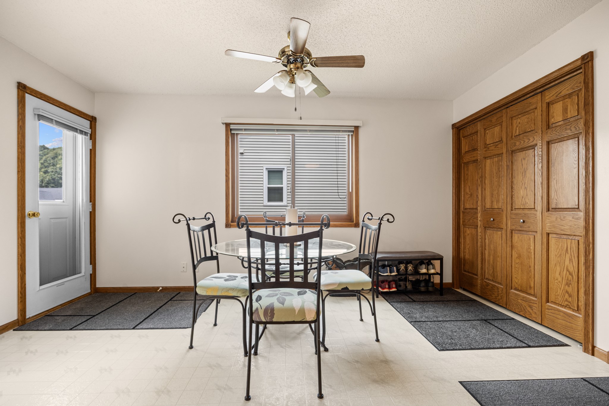 4414 Crest Court Property Photo 14