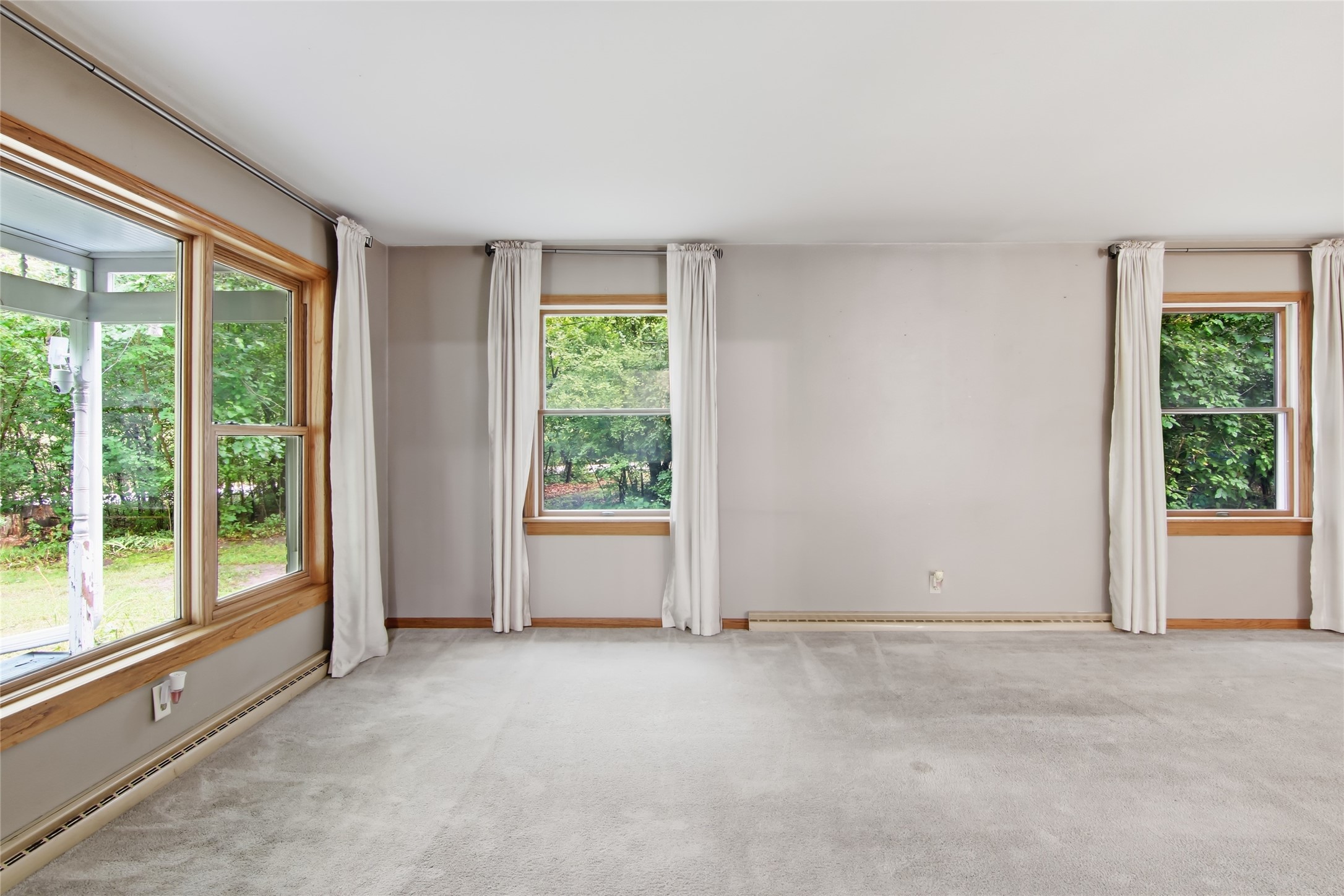 2319 Hillside Road Property Photo 14